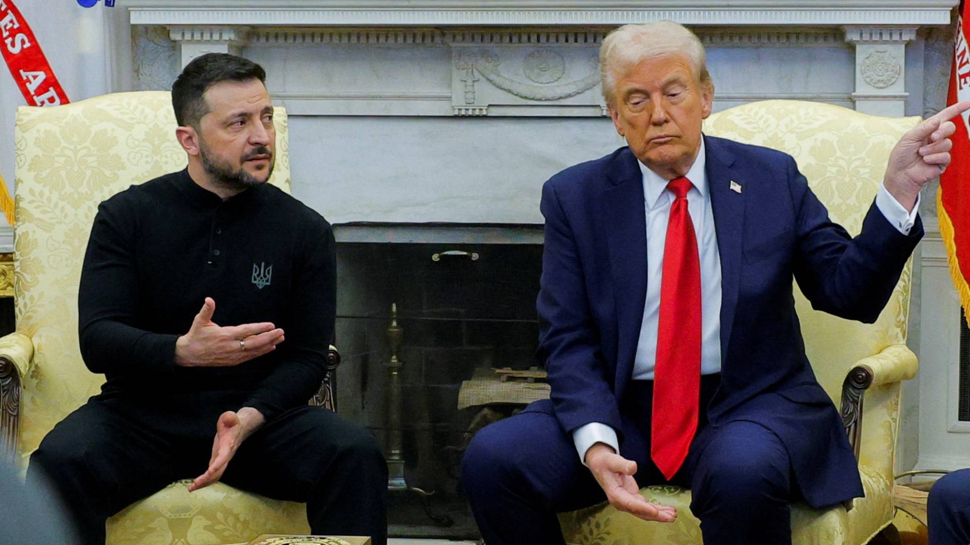الرئيس الأوكراني فولوديمير زيلينسكي مع الرئيس الأمريكي دونالد ترمب