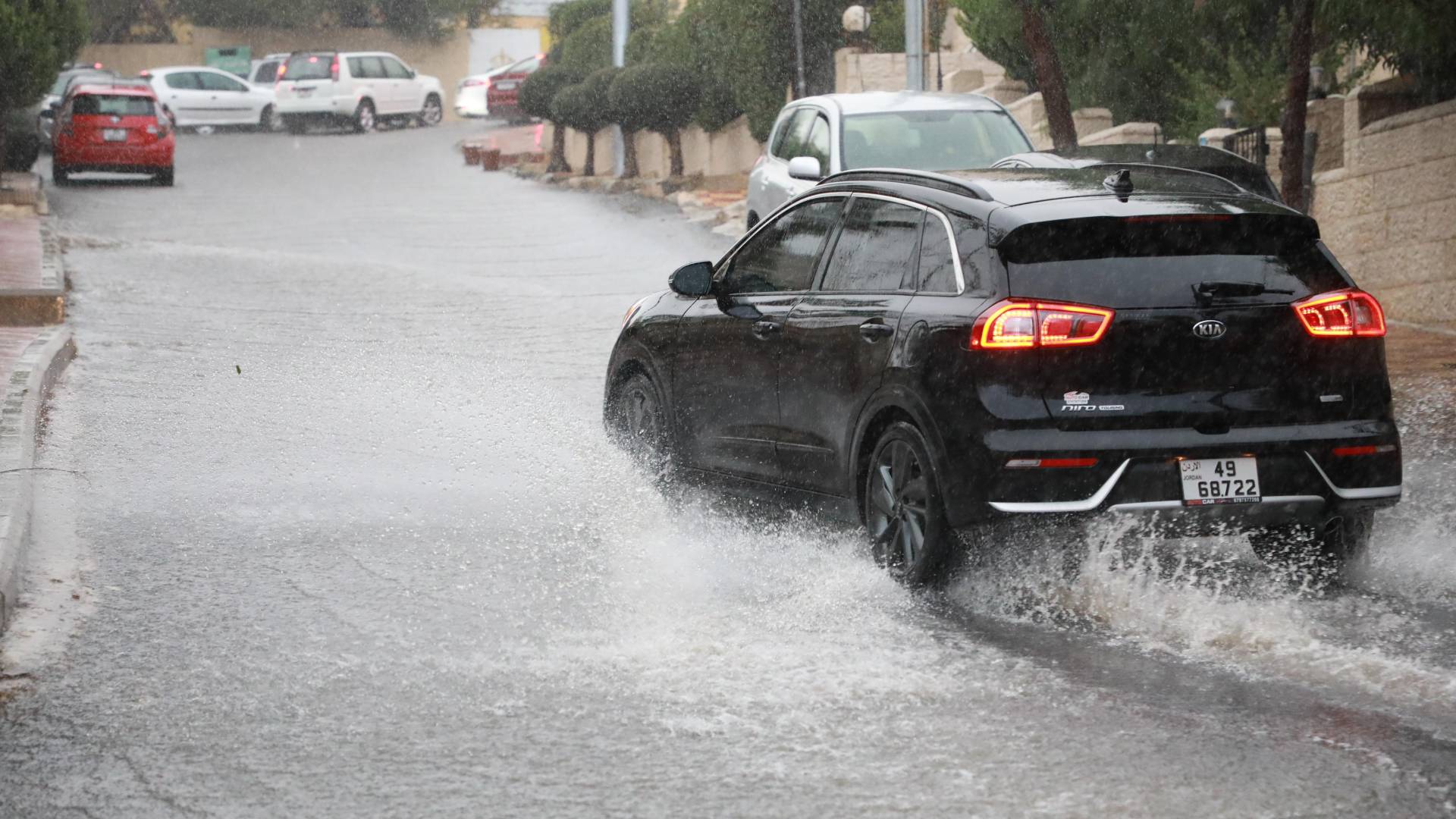 هطول الأمطار