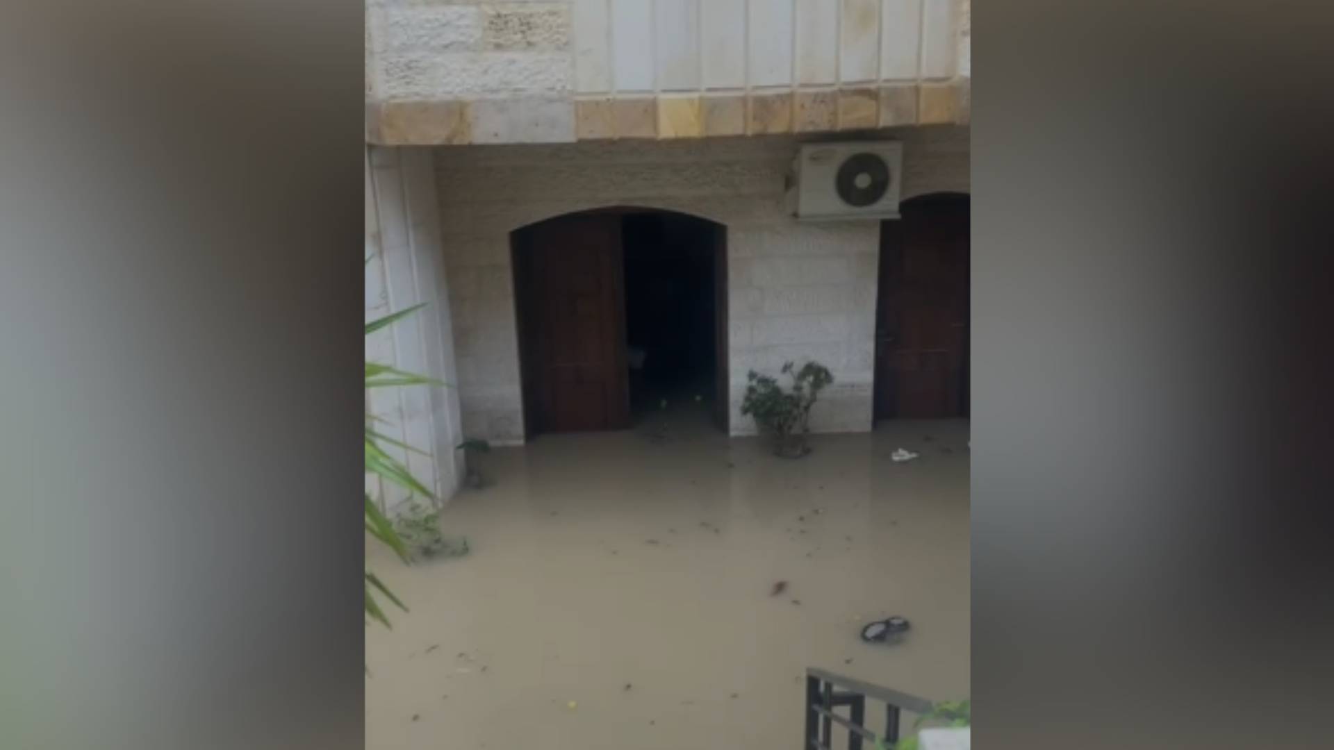 غرق في الممتلكات العامة في العاصمة عمان