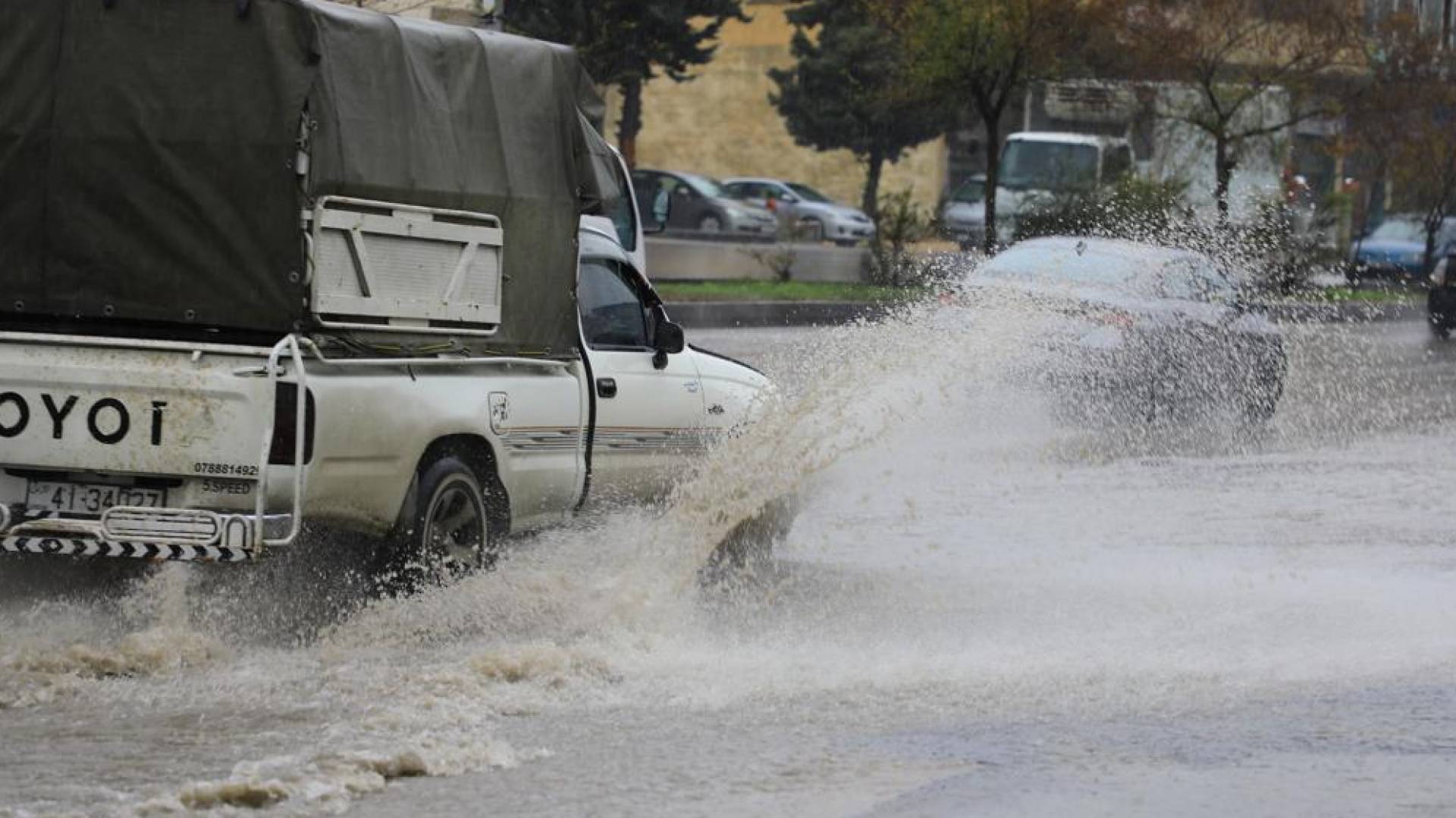 أمطار غزيرة خلال المنخفض الجوي في الأردن