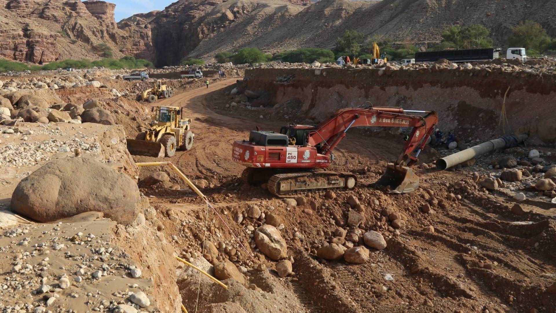 أعمال الصيانة في الكرك بعد المنخفض الأخير