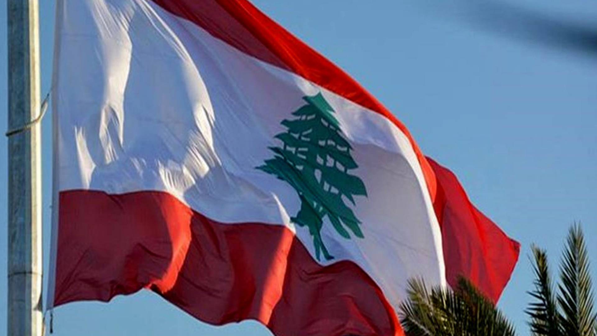 الحكومة اللبنانية تحذر من تحركات لأنصار "النظام السوري السابق" وتدعو لتأمين الحدود
