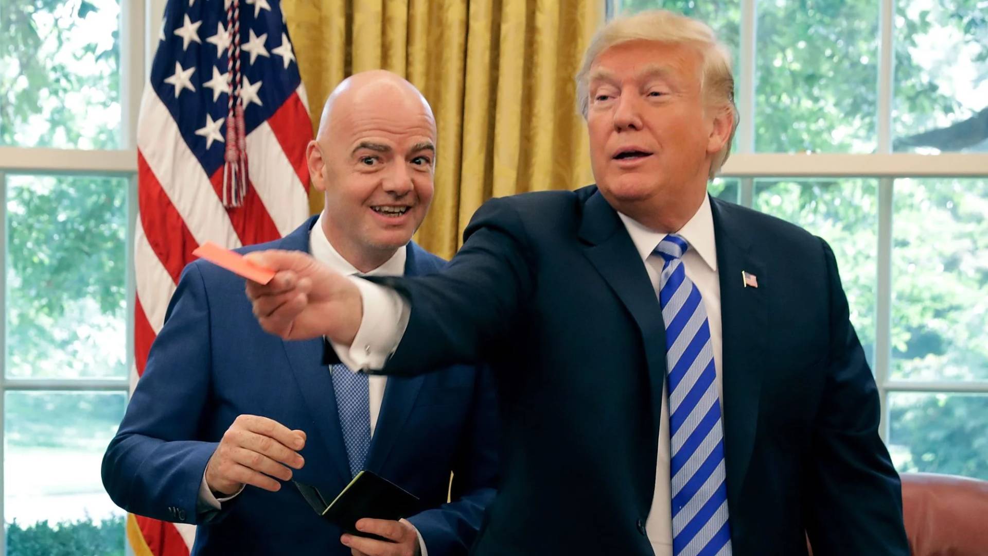 الرئيس الأمريكي دونالد ترامب ورئيس الفيفا جياني إنفانتينو