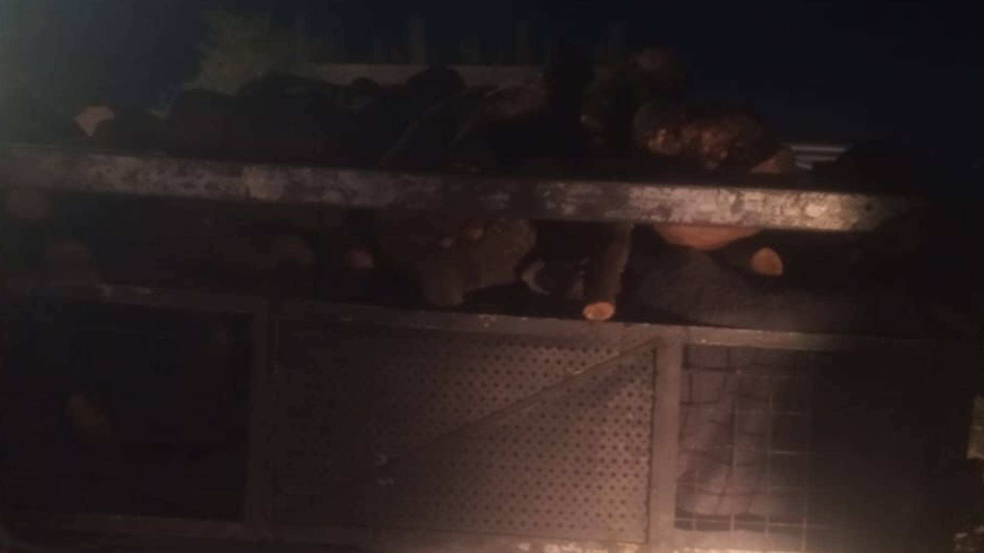 سرقة حطب