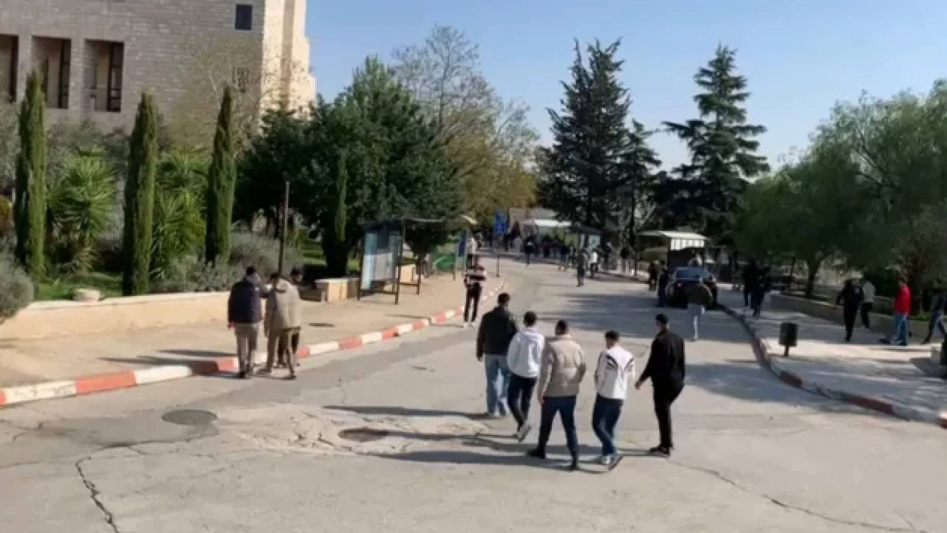 اعتداءات للاحتلال في حرم جامعة بيرزيت