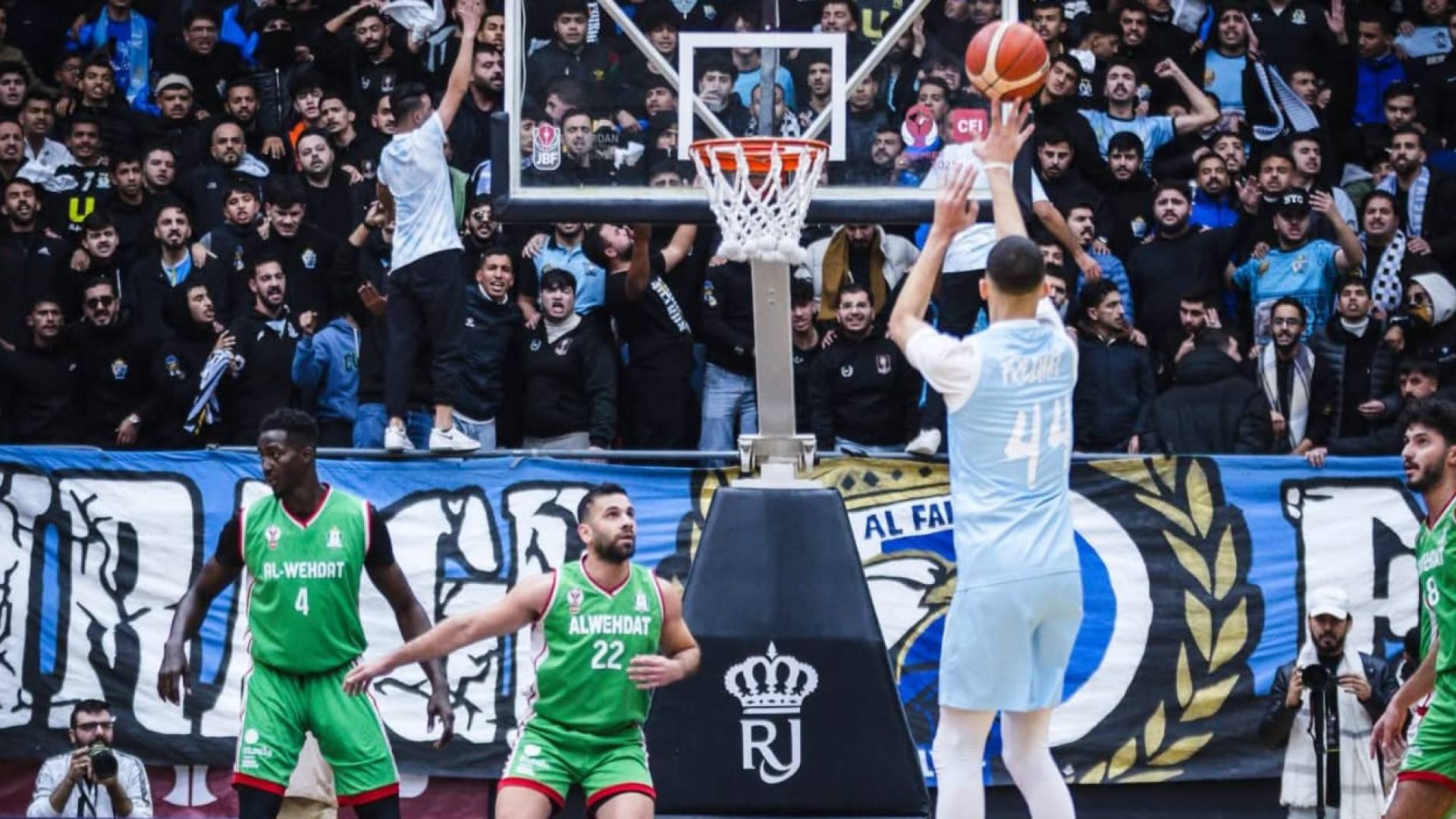 من مباراة الفيصلي والوحدات