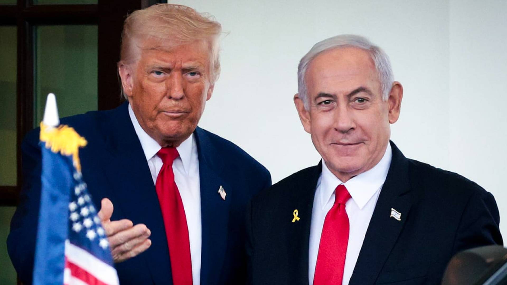 الرئيس الأمريكي دونالد ترمب و رئيس وزراء الاحتلال نتنياهو