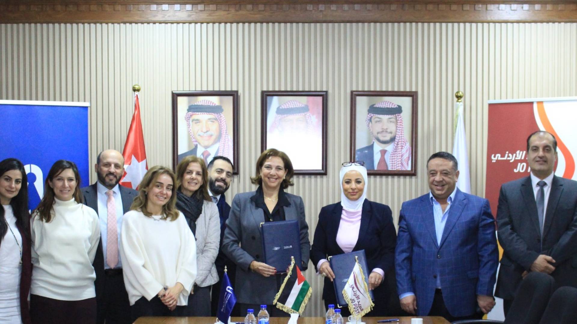 مراسم التوقيع التي جرت بحضور مدير عام البريد الأردني، هنادي الطيب، والمدير التنفيذي لصندوق المرأة