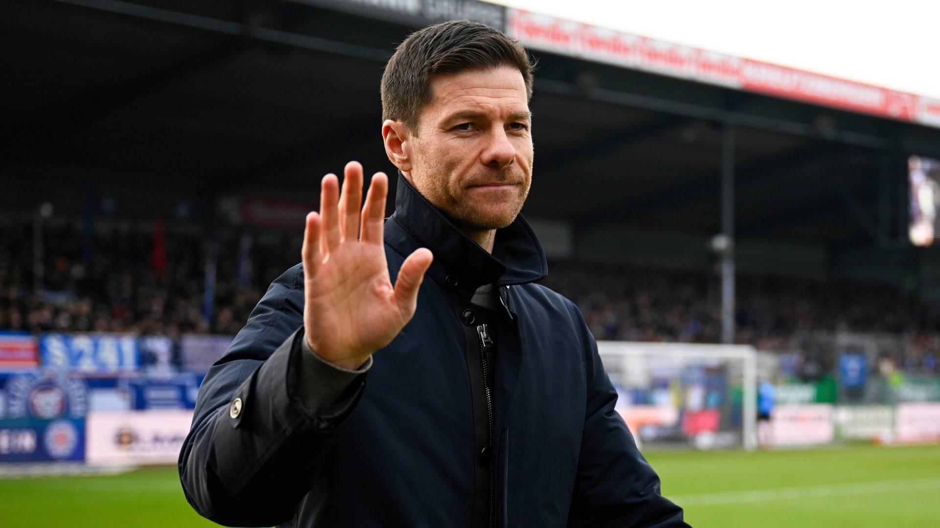 مدرب ريال مدريد الأسبق تشابي الونسو