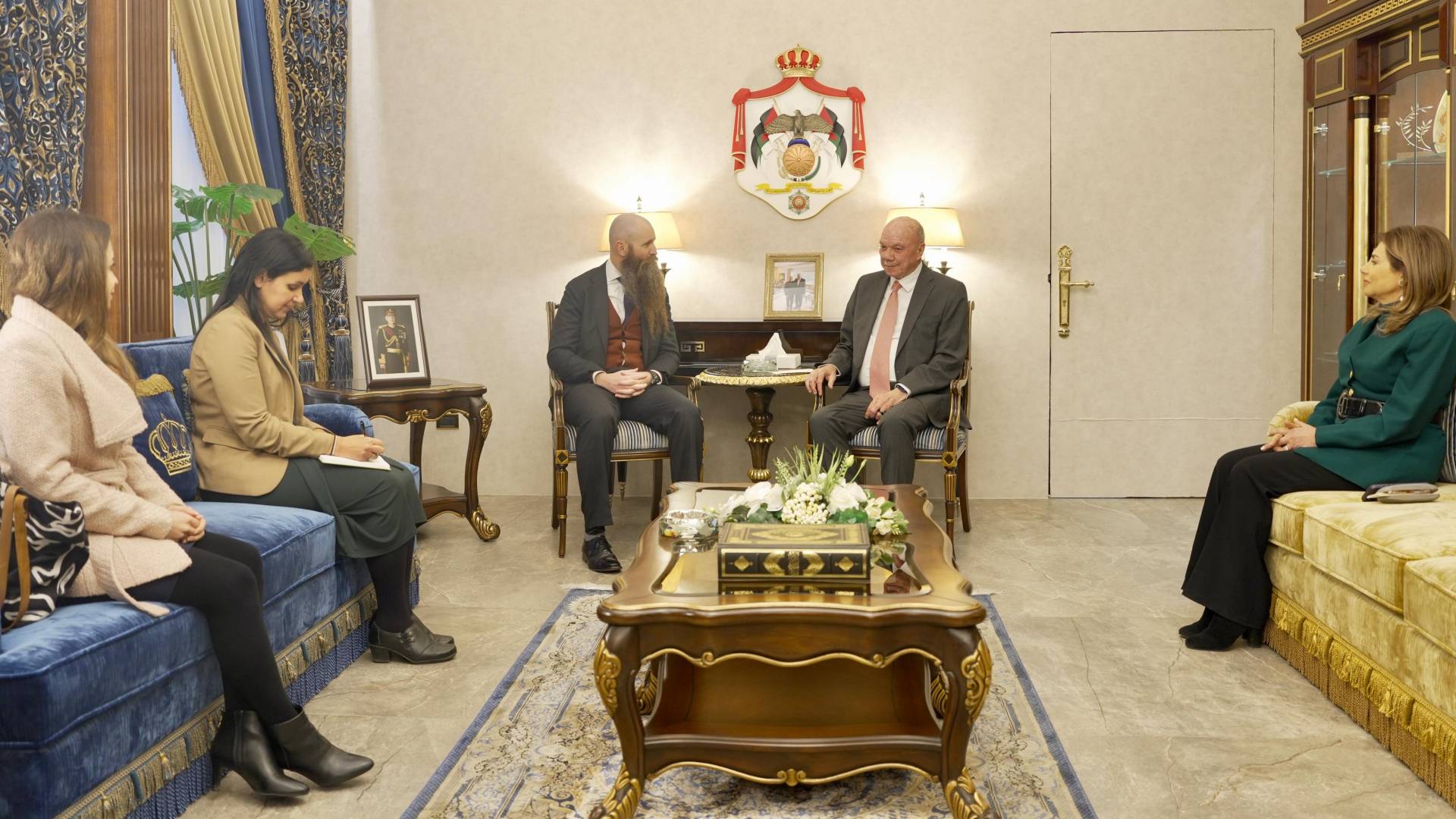 رئيس مجلس الأعيان، فيصل الفايز، يلتقي السفير الأمريكي لدى الأردن جيم هولتسنايدر