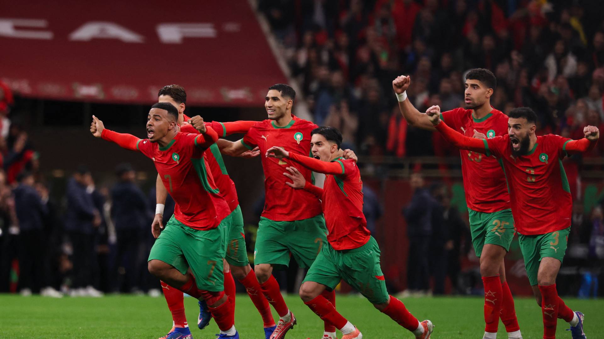 احتفال لاعبي المغرب