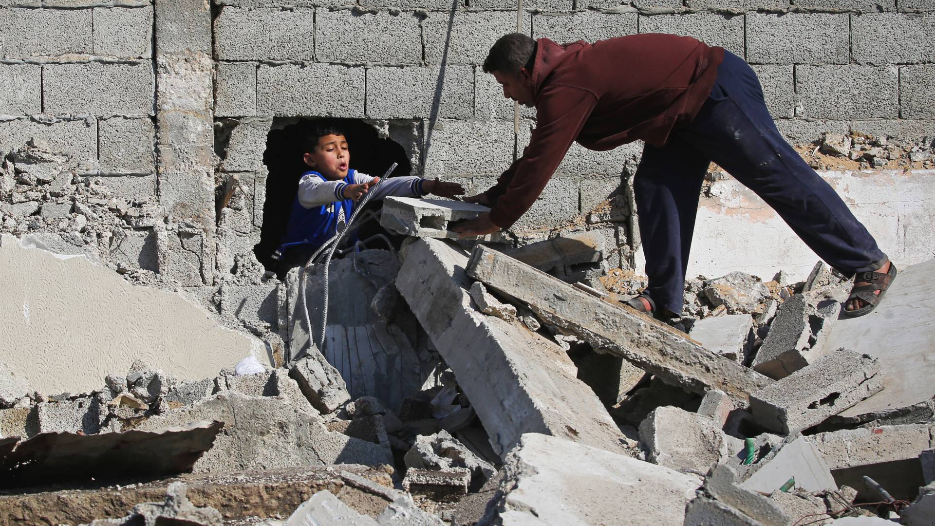 الدمار في غزة .. ارشيفية