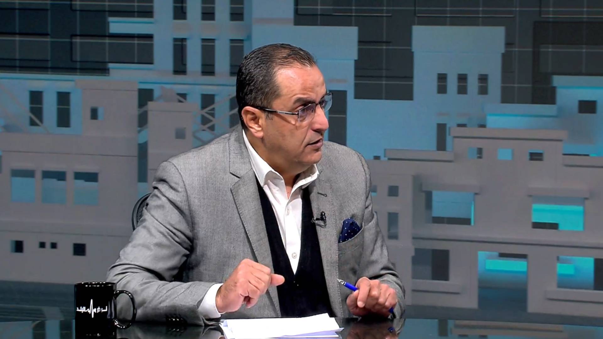 الخبير العسكري نضال أبو زيد