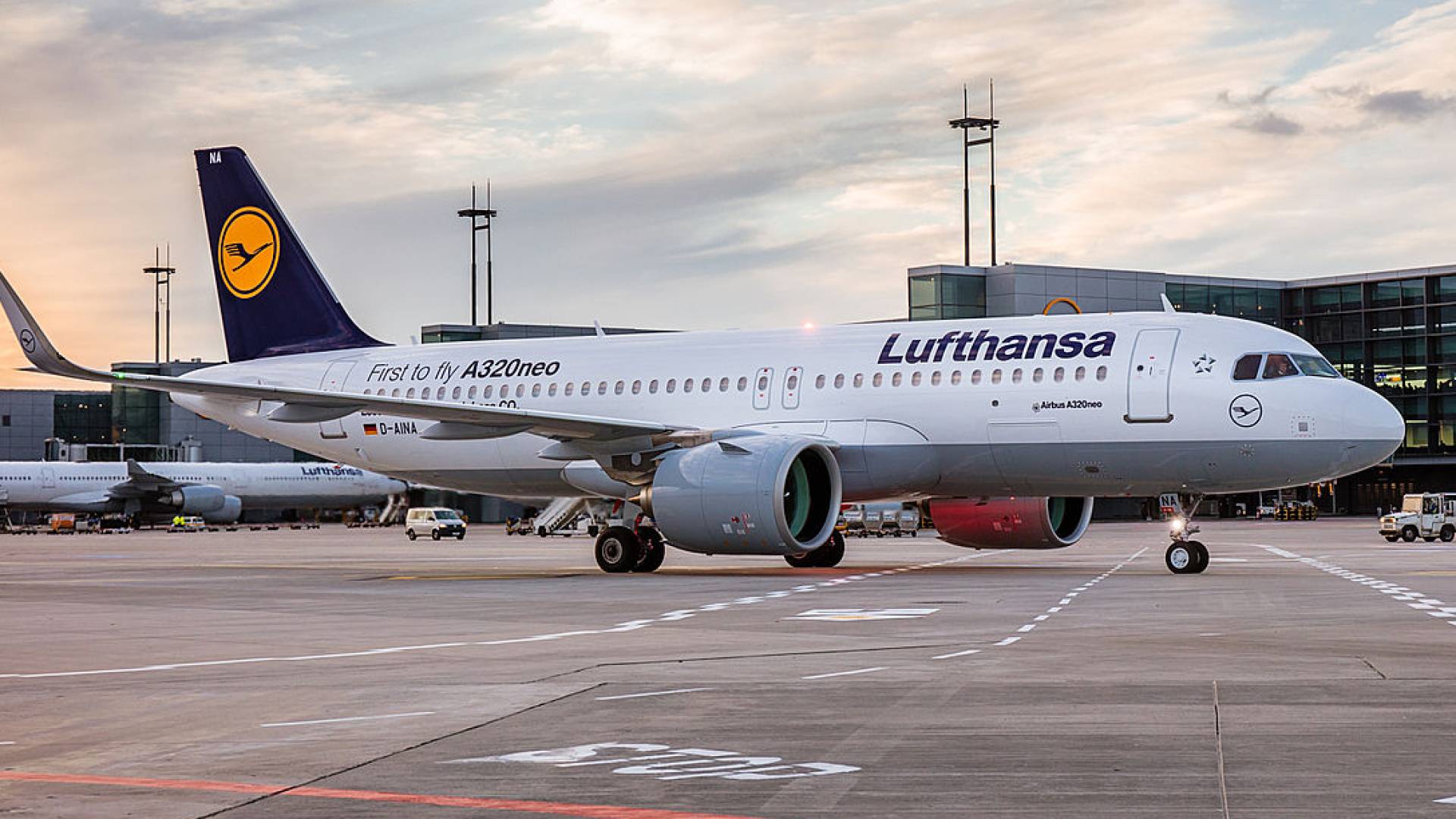 طائرة لوفتهانزا