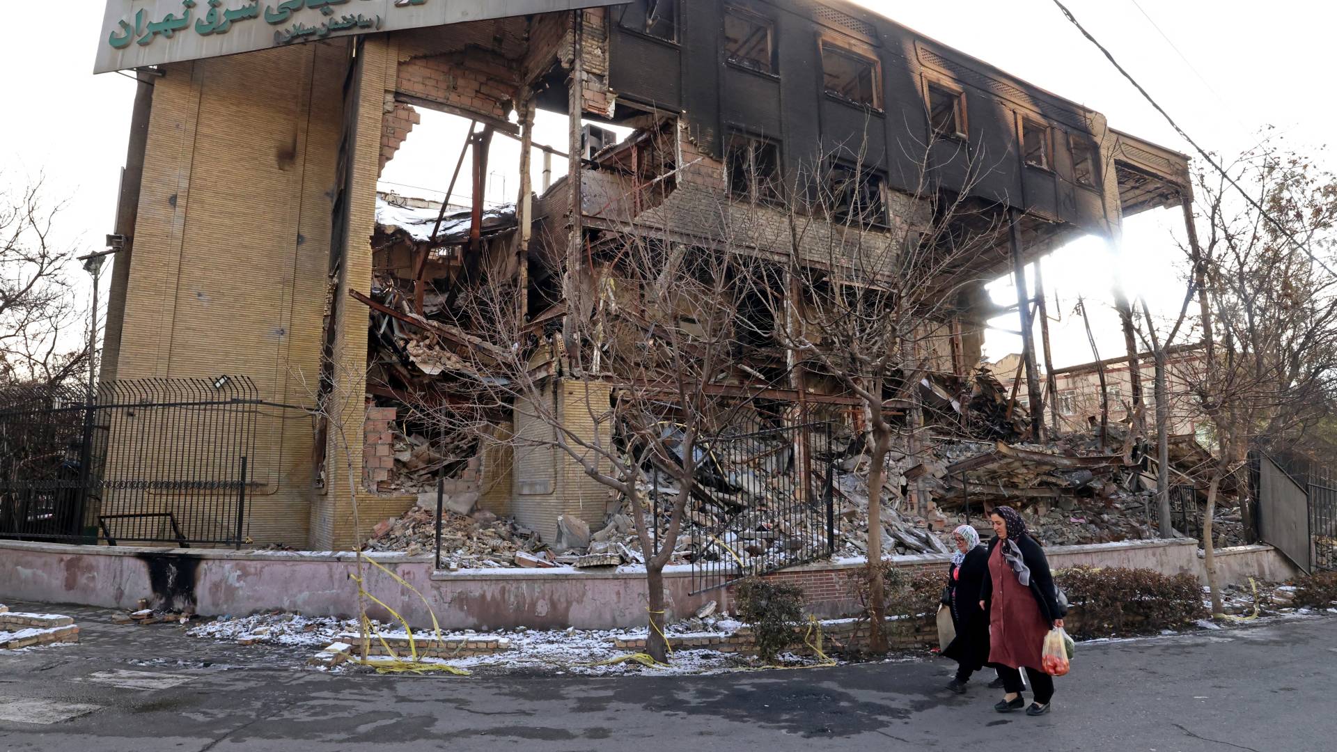 صور تظهر النتائج الاحتجاجات الشعبية في طهران