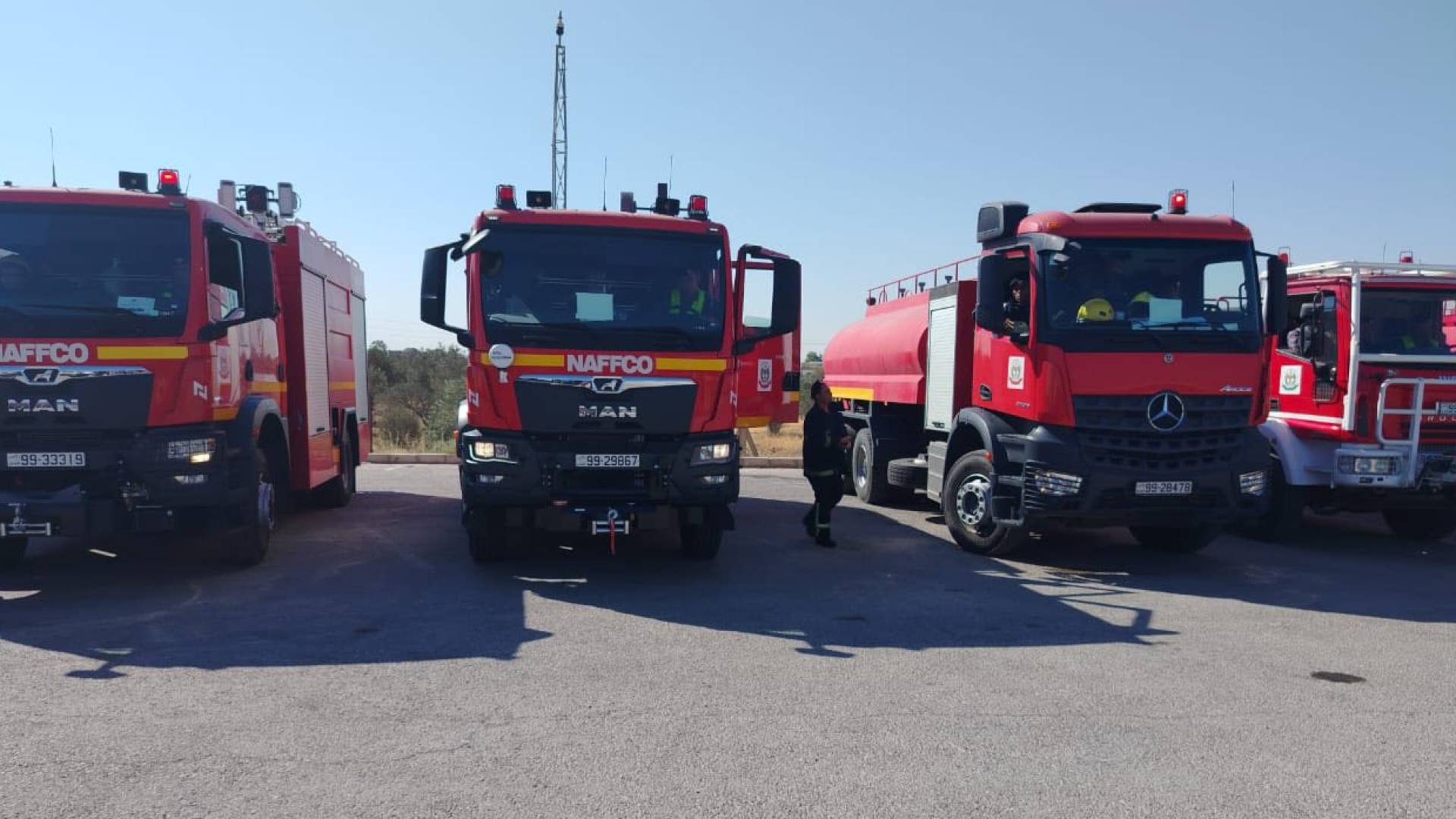 كوادر الدفاع المدني