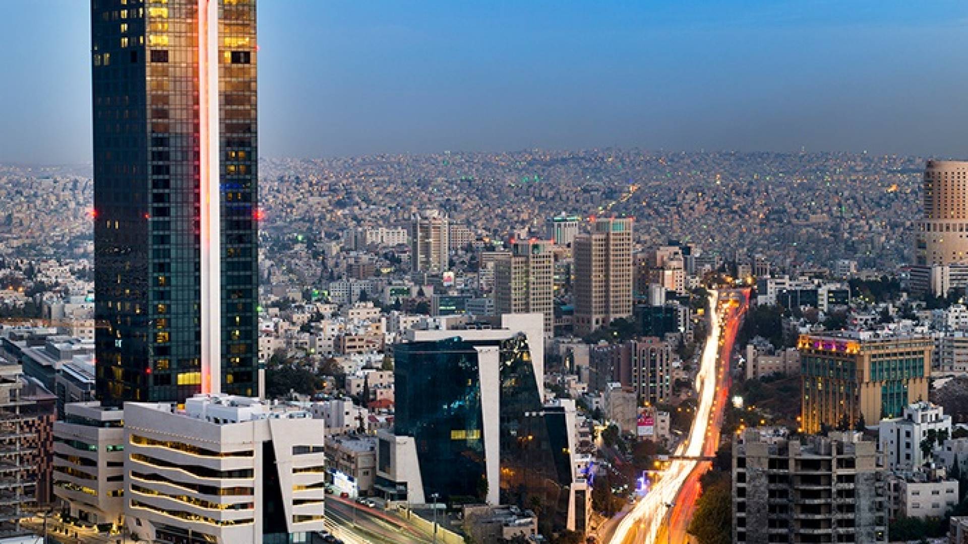 أجواء باردة في شوارع عمان