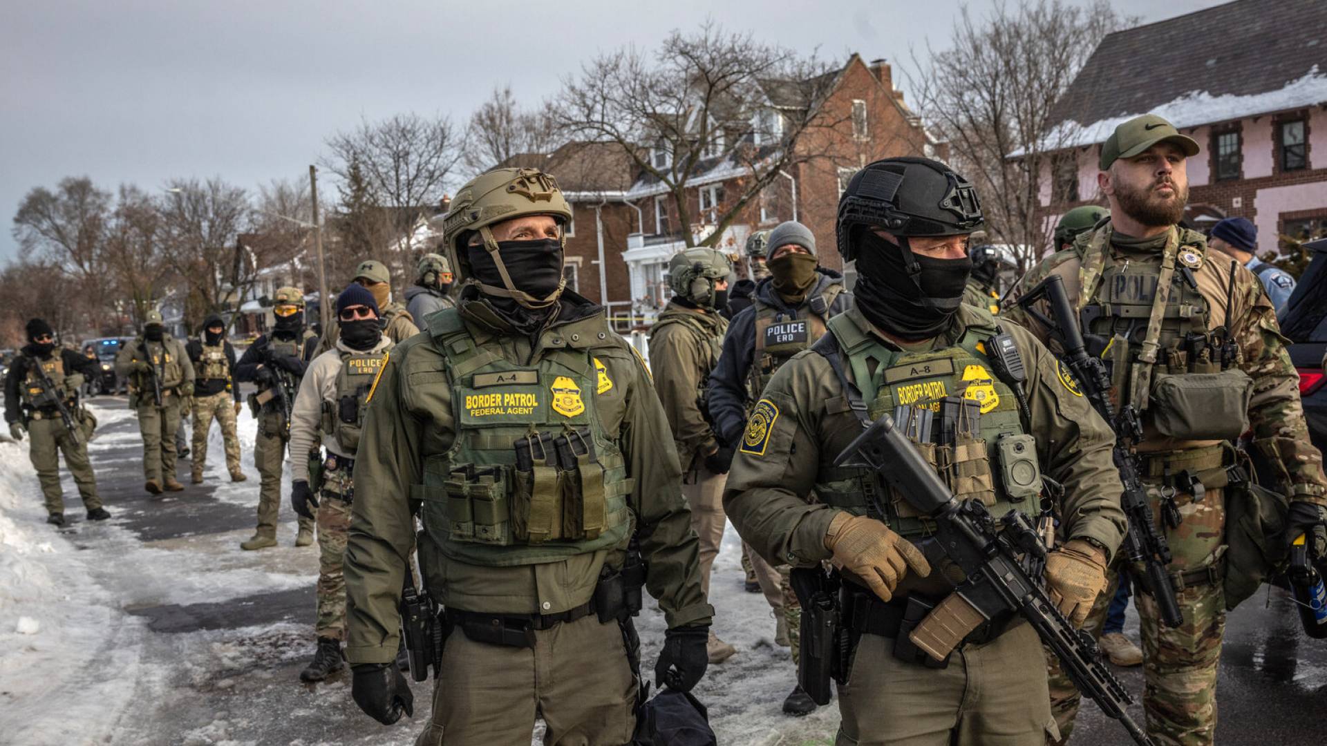 التواجد المكثف لعناصر دوريات الحدود