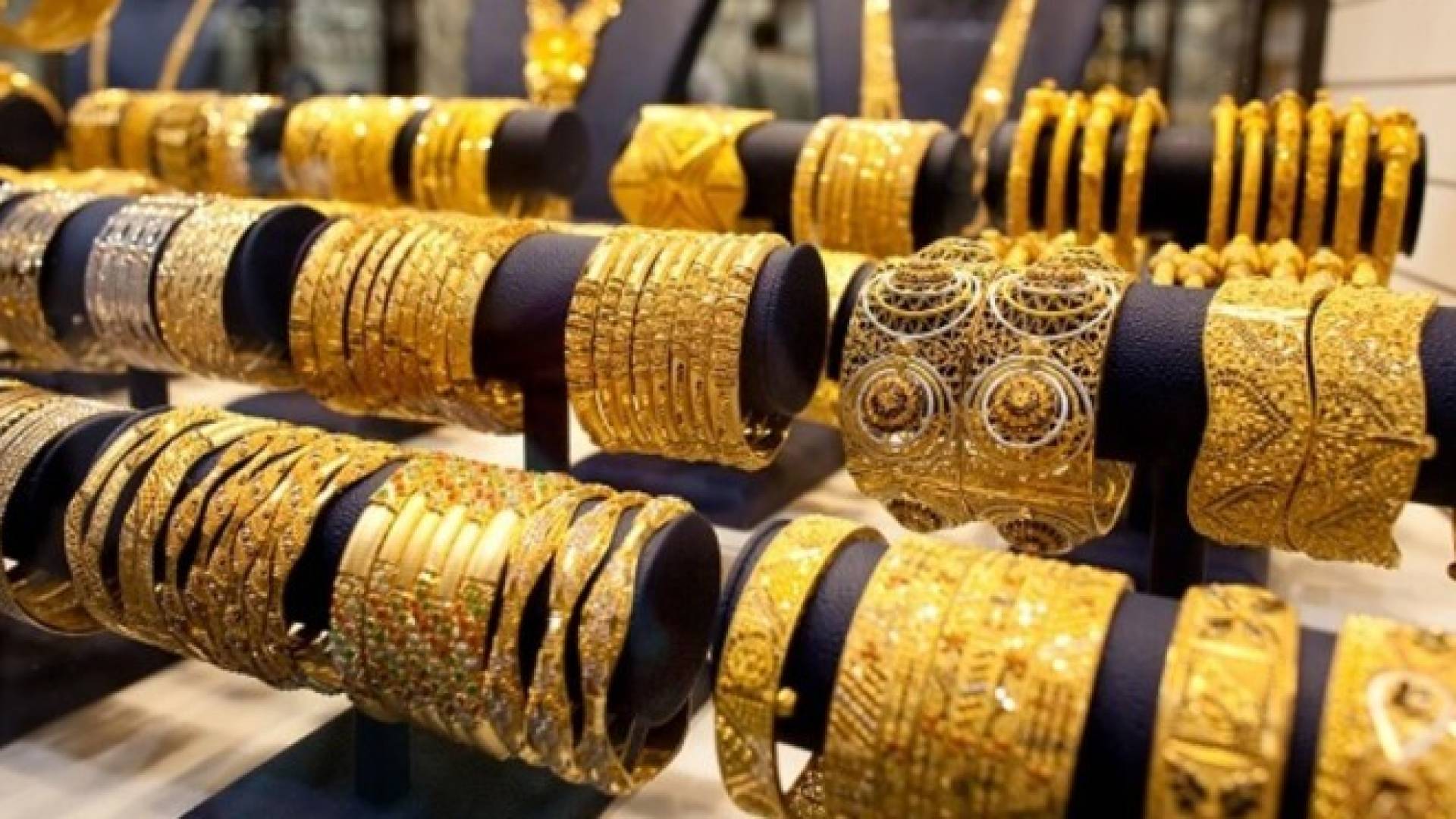 مجوهرات ذهبية