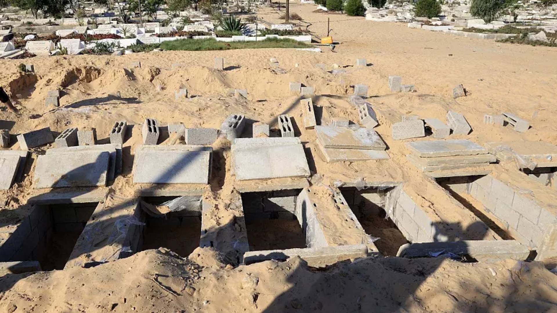 القبور في قطاع غزة