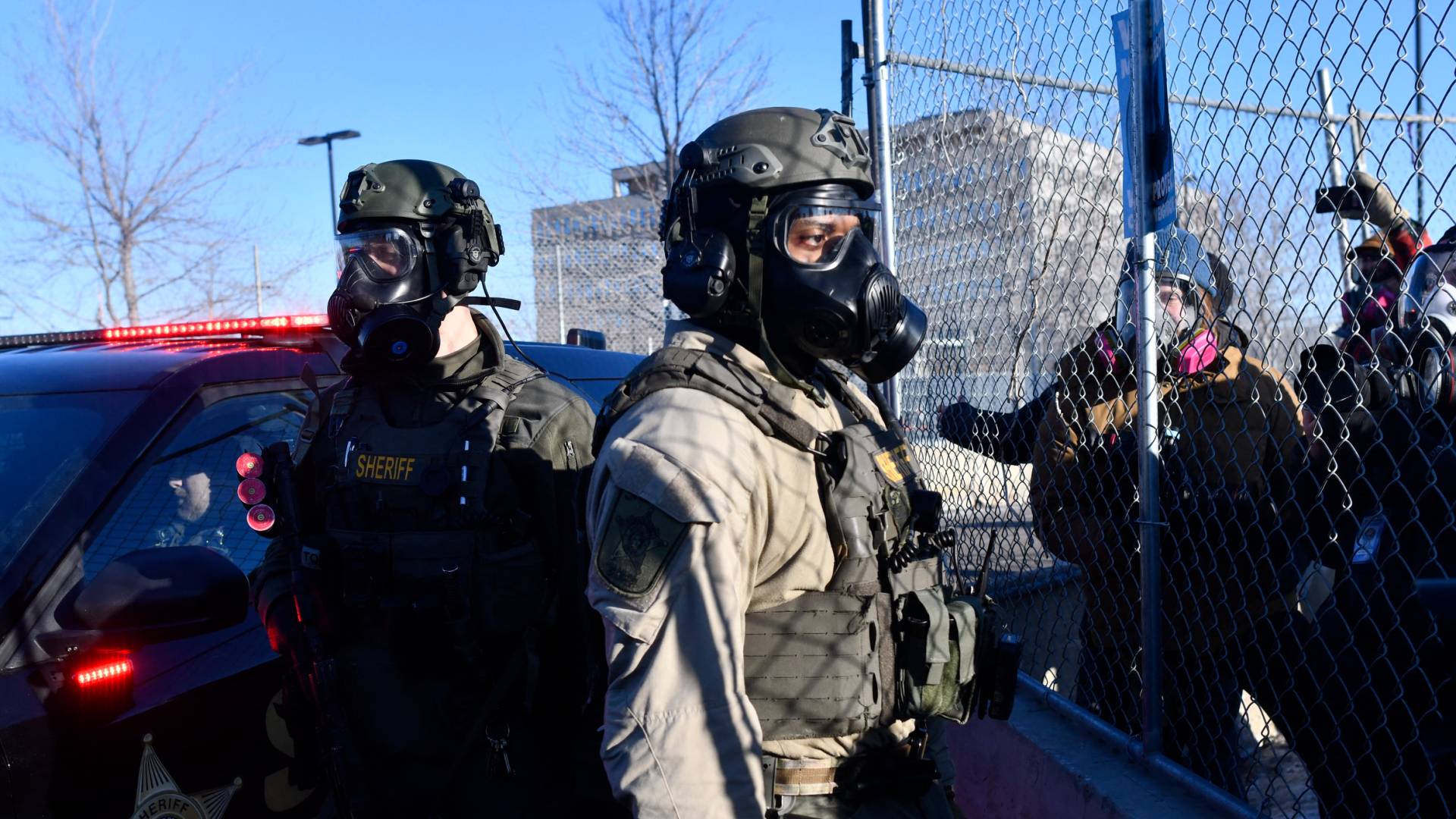 عناصر من الشرطة الأمريكية