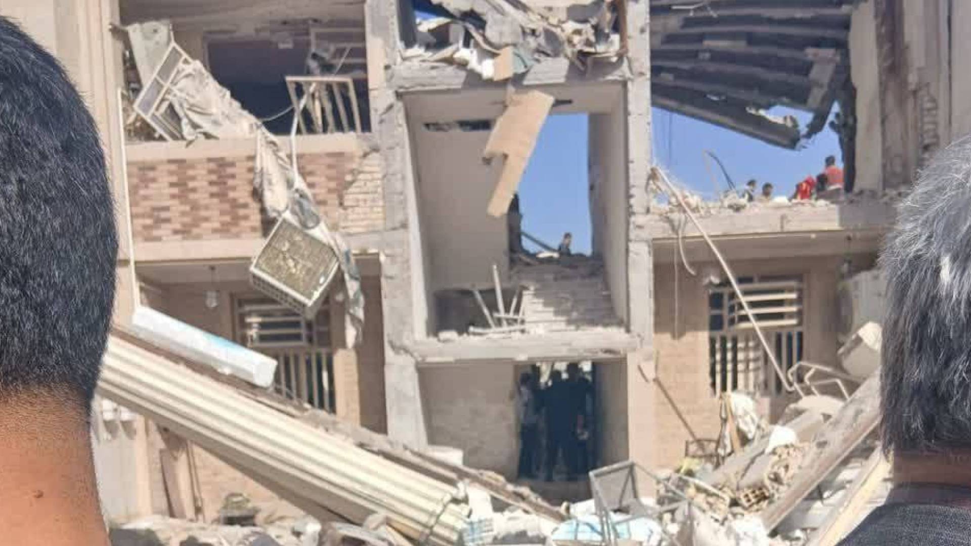 انفجار مبنى  في ايران
