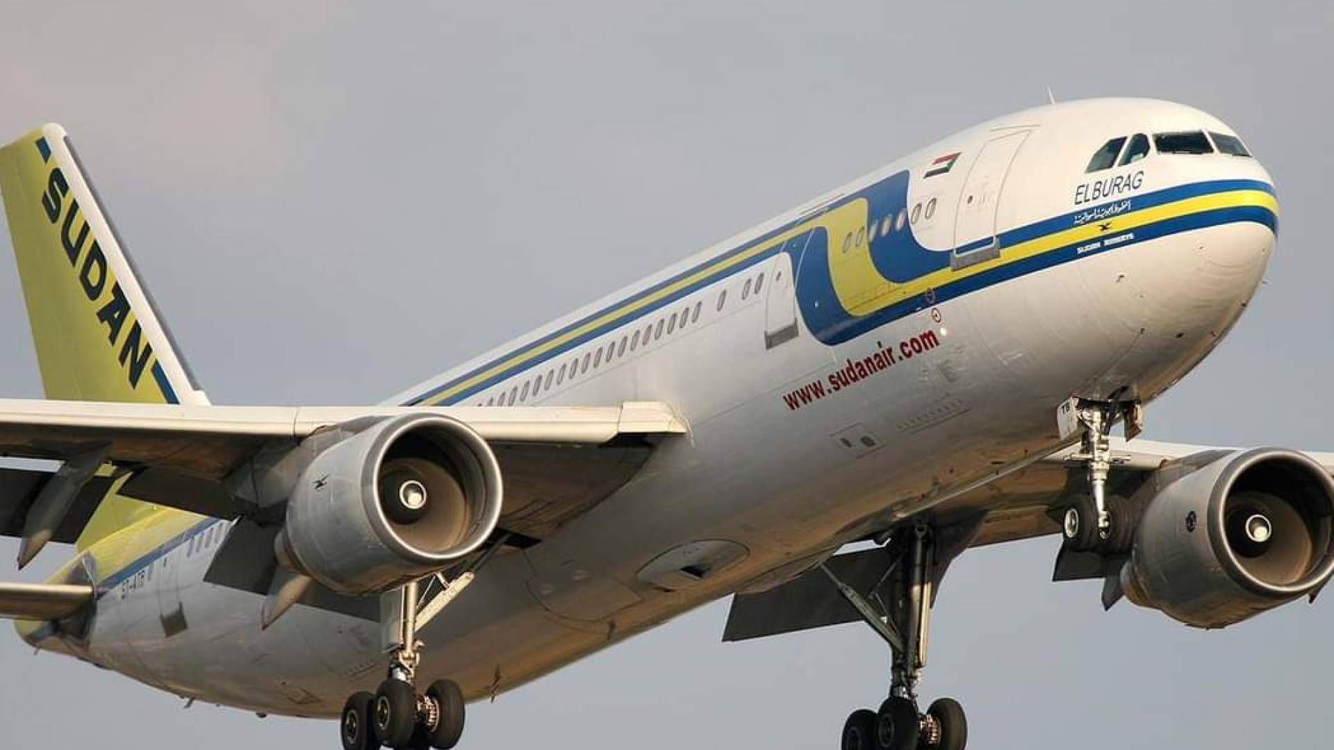 طائرة سودانية