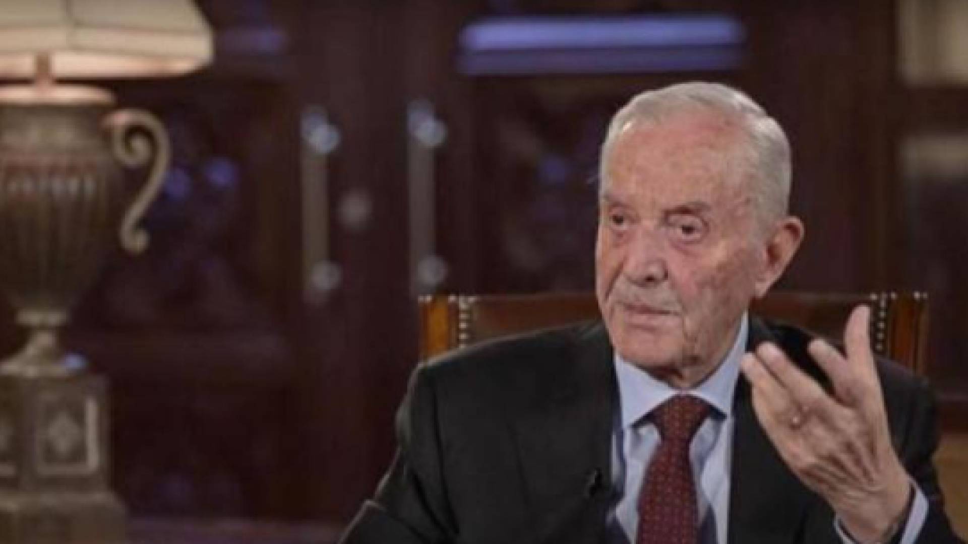 رئيس الوزراء الأسبق أحمد عبيدات