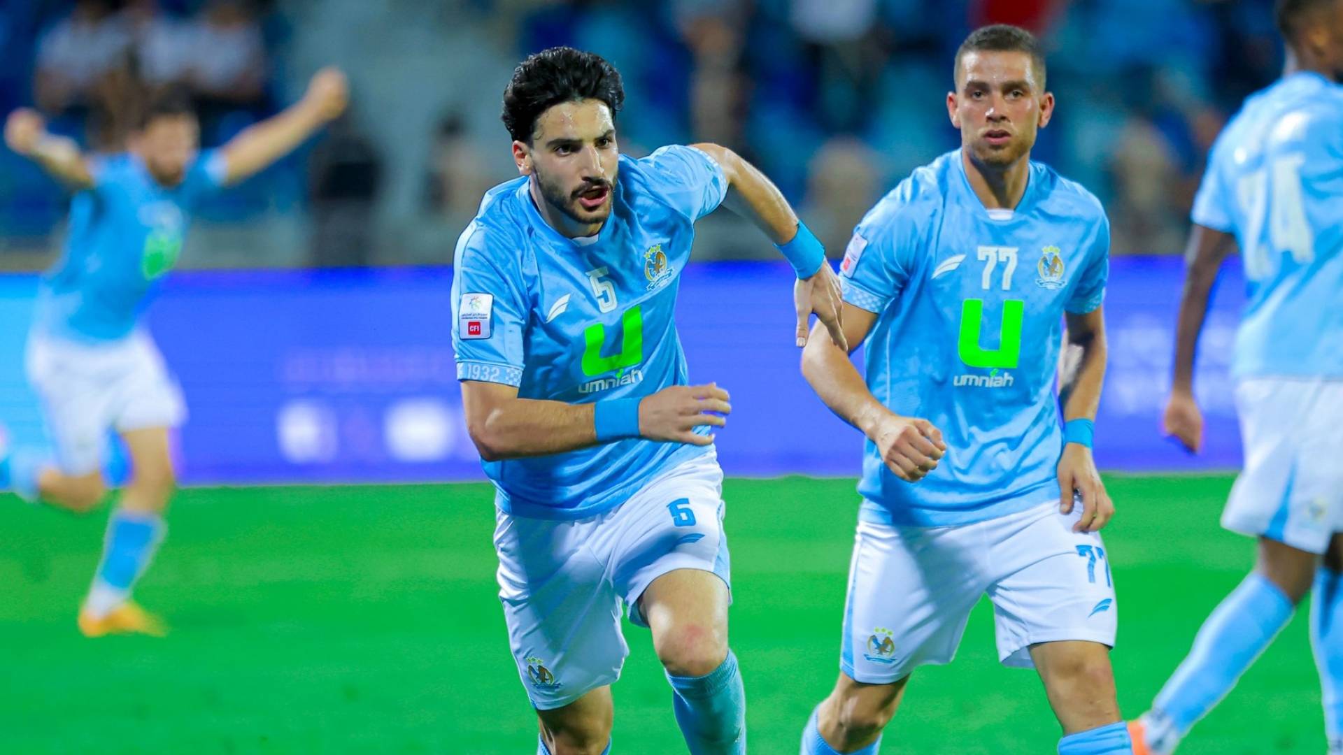 لاعبو الفيصلي يحتفلون بهدف سابق