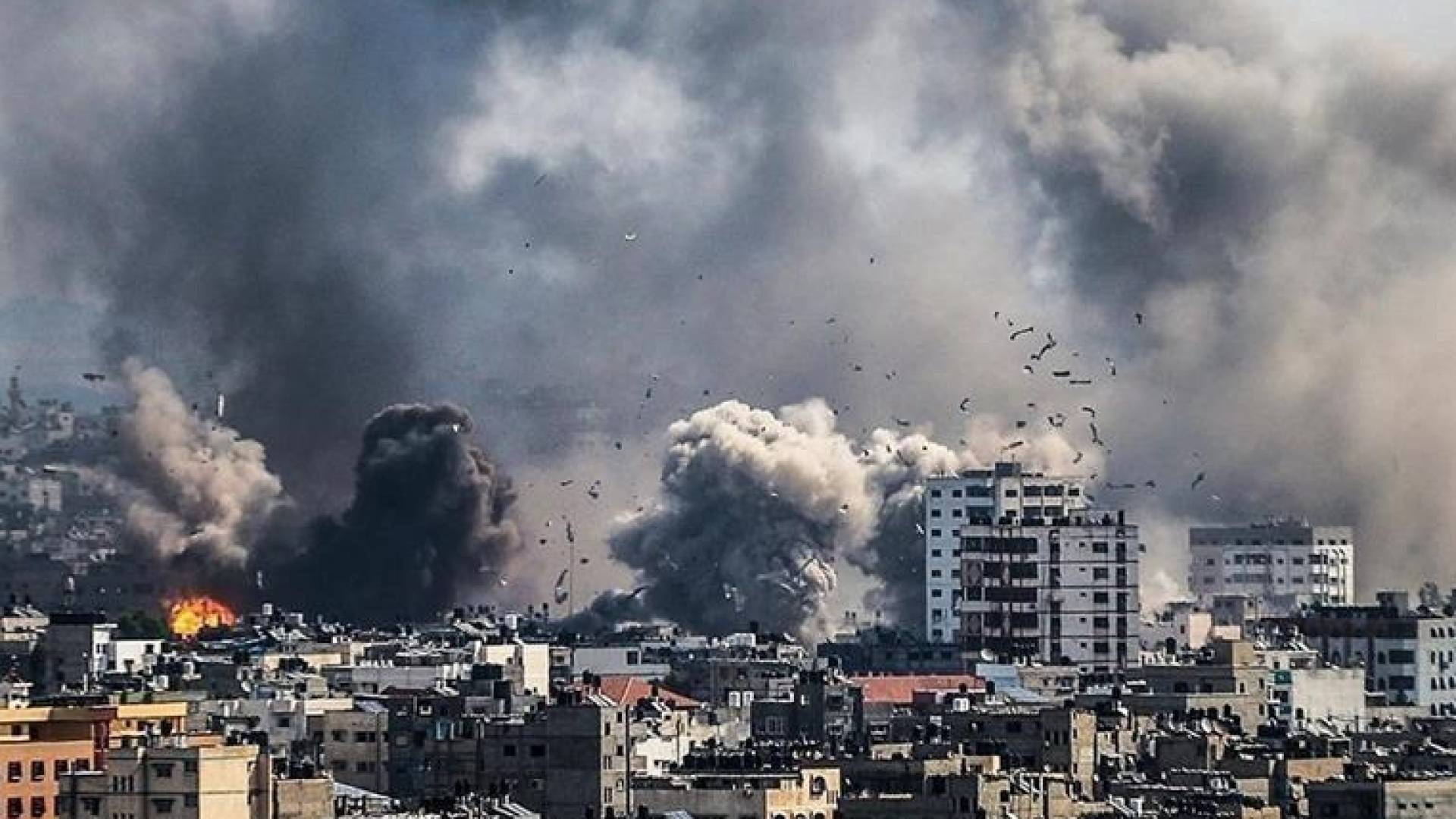 غارات على غزة