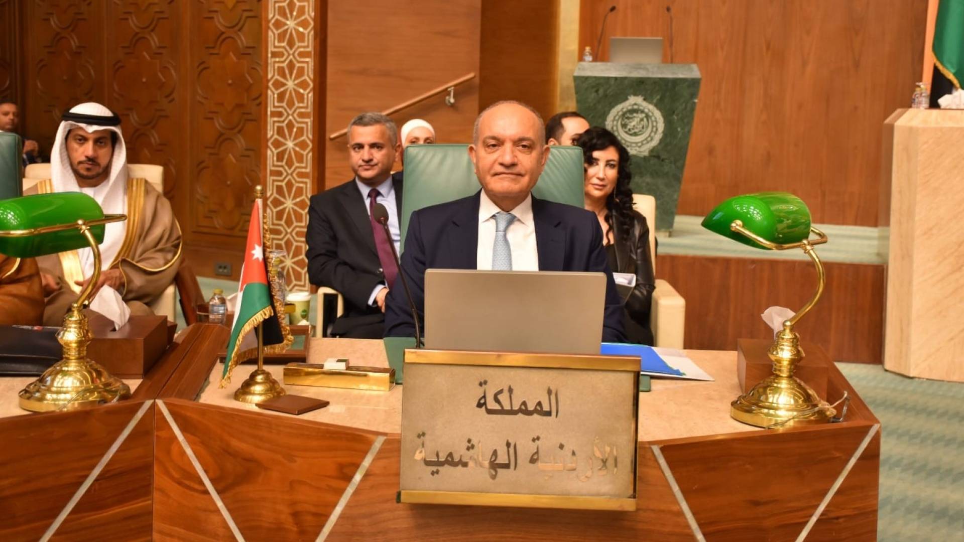 السفير الأردني في مصر أمجد العضايلة