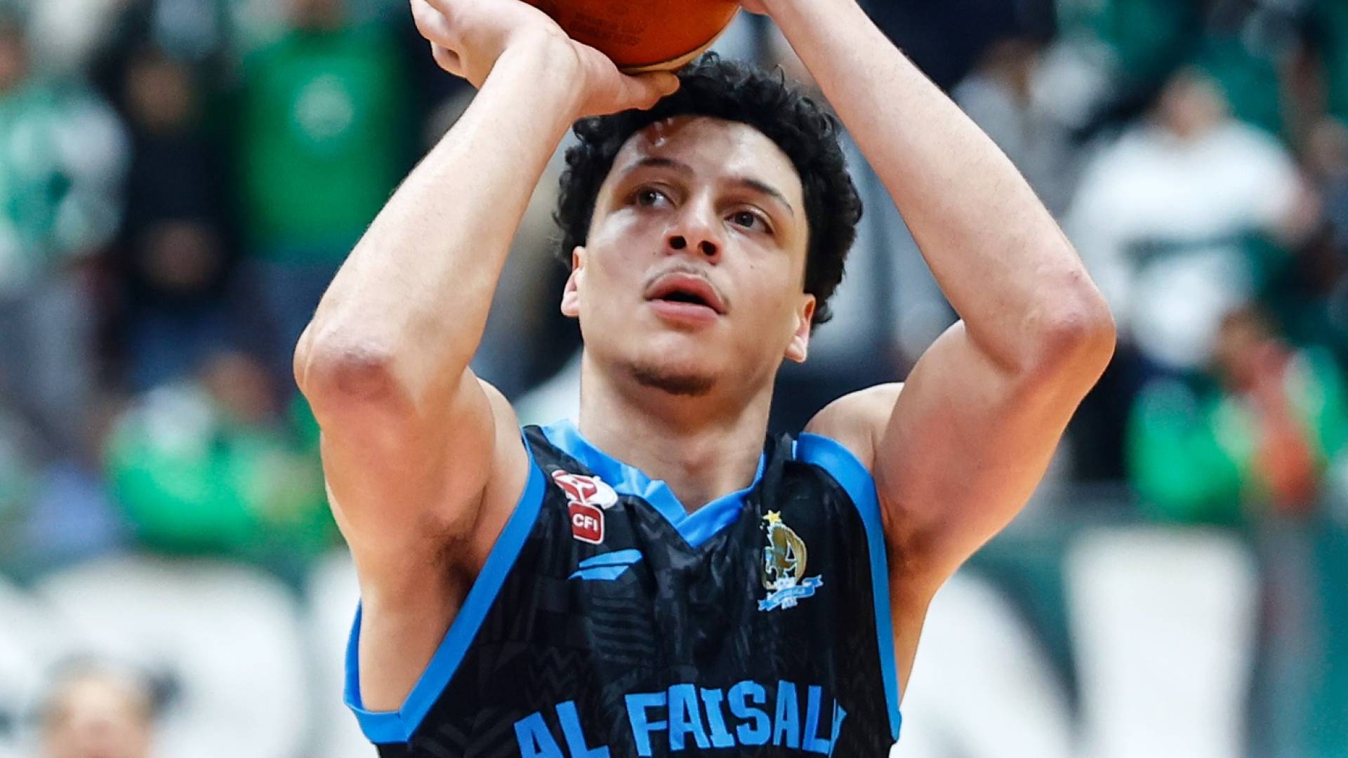 الفيصلي يحسم "ديربي السلة" أمام الوحدات بفوز مثير 90-93