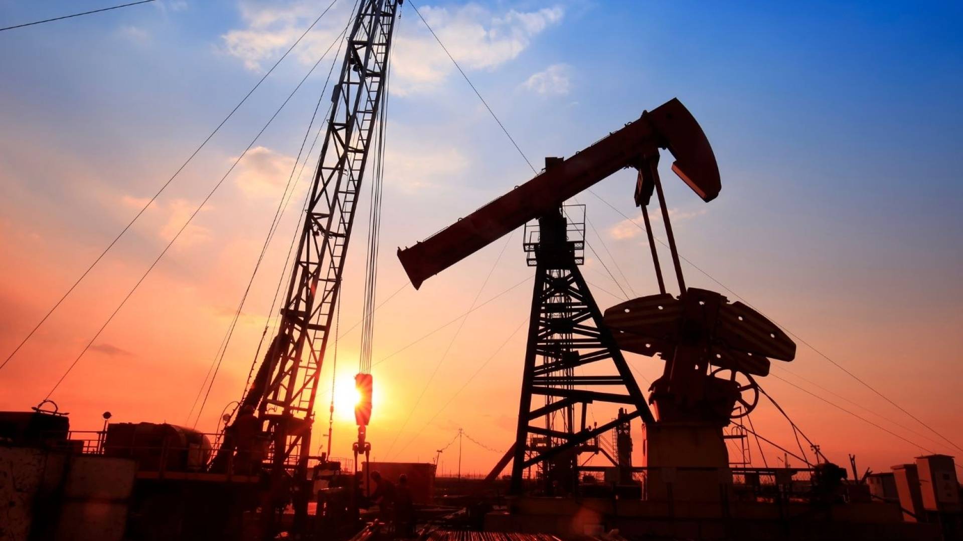 اليات استخراج النفط