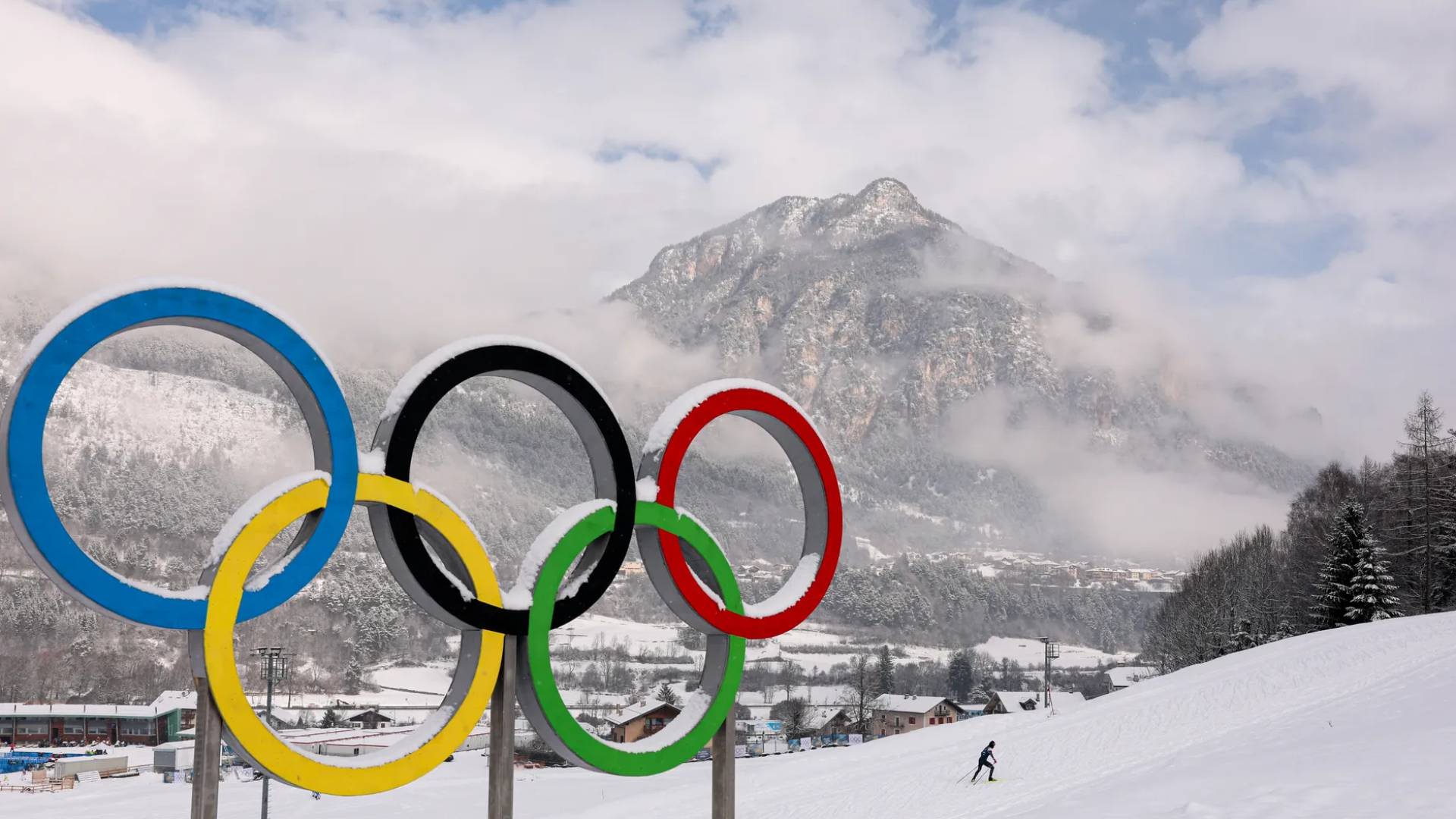 شعار الالعاب الأولومبيه