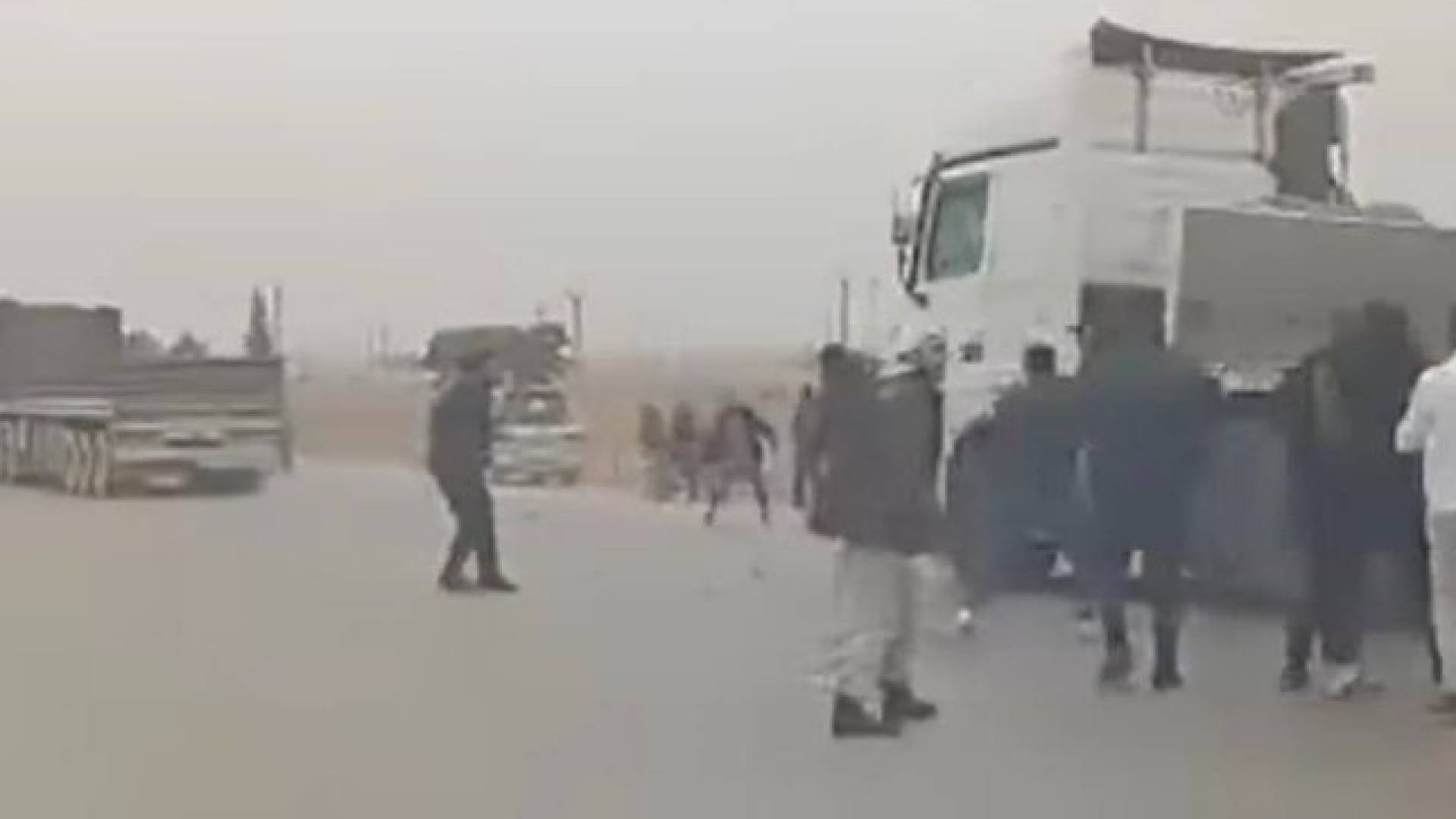 الاعتداء التي تعرضت لها عدد من الشاحنات الأردنية داخل الأراضي السورية