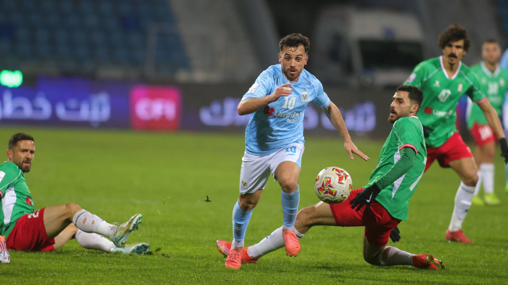 الوحدات والفيصلي