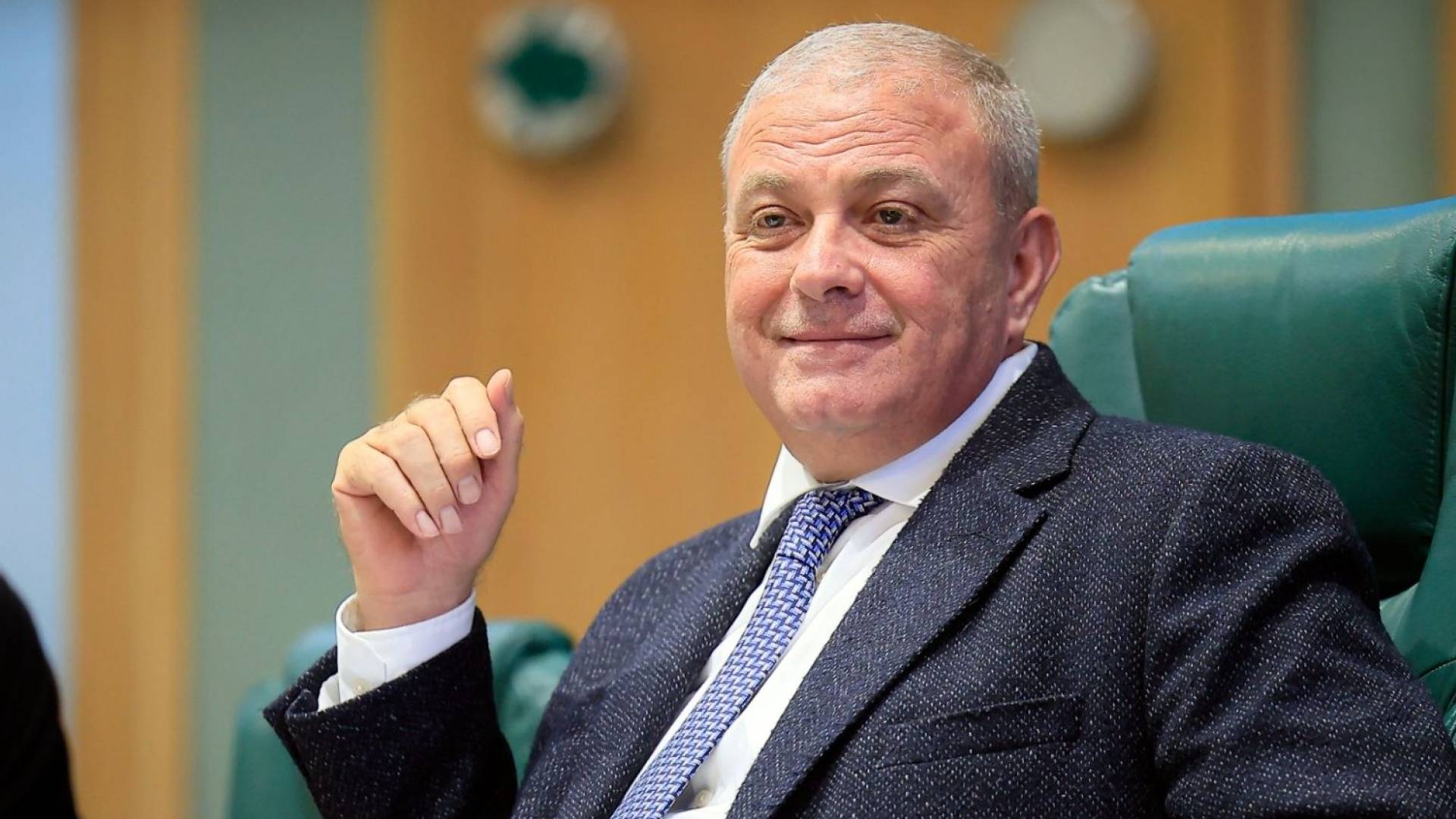 النائب خميس عطية