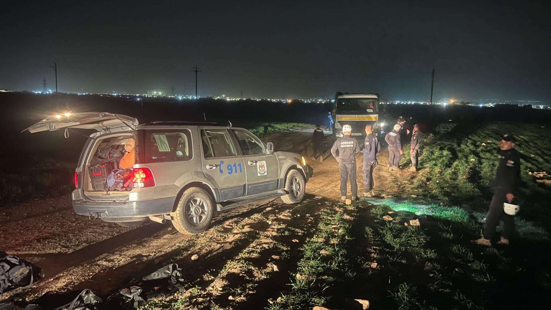 صور من تواجد الأجهزة المنية في اربد