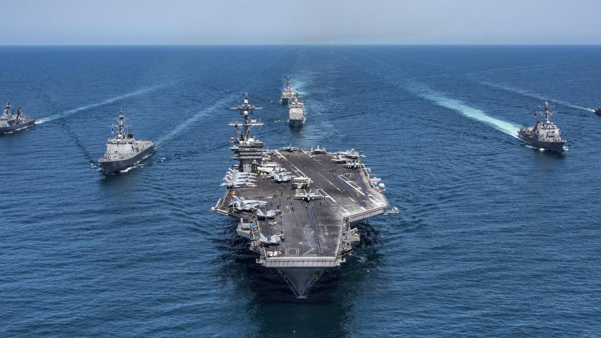 حاملة الطائرات الأمريكية