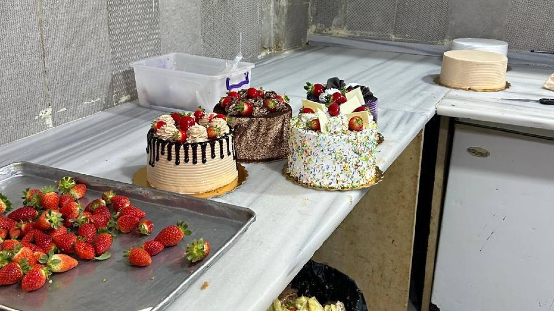 مشاغل الحلويات في المفرق