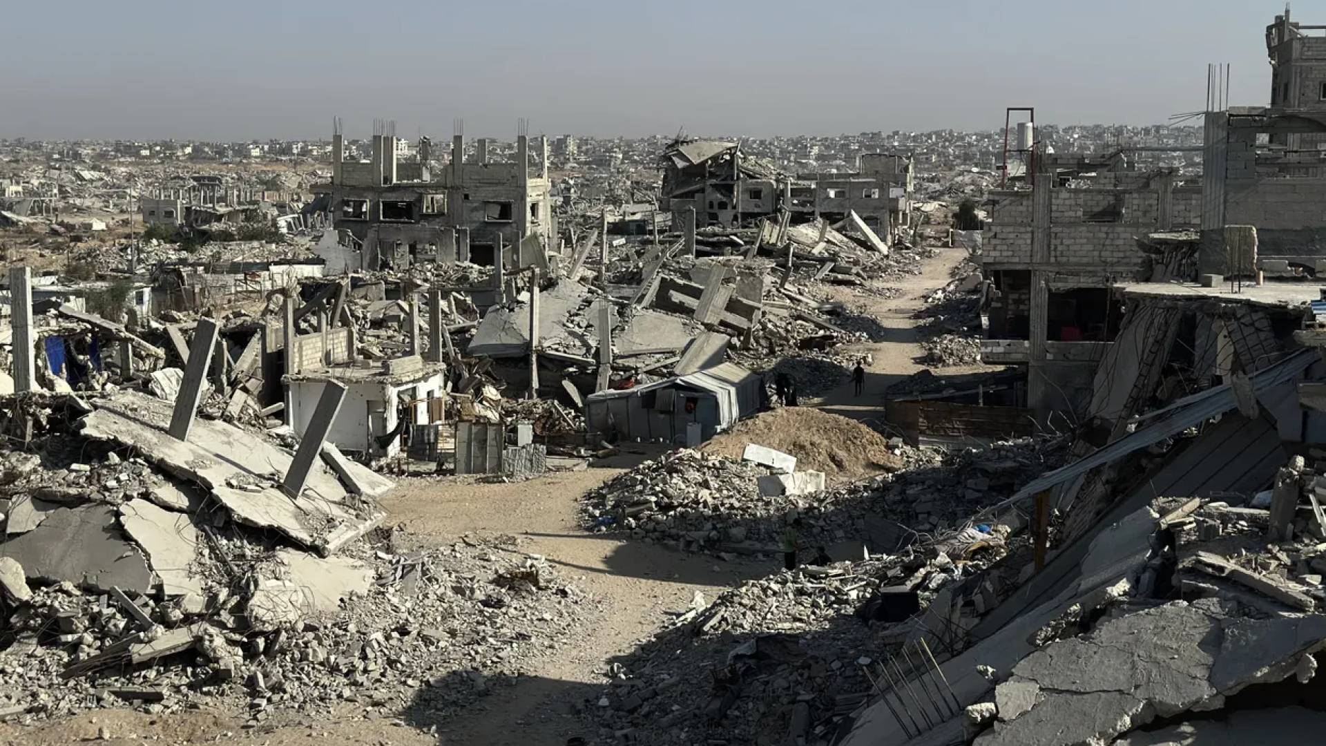 دمار مباني في قطاع غزة