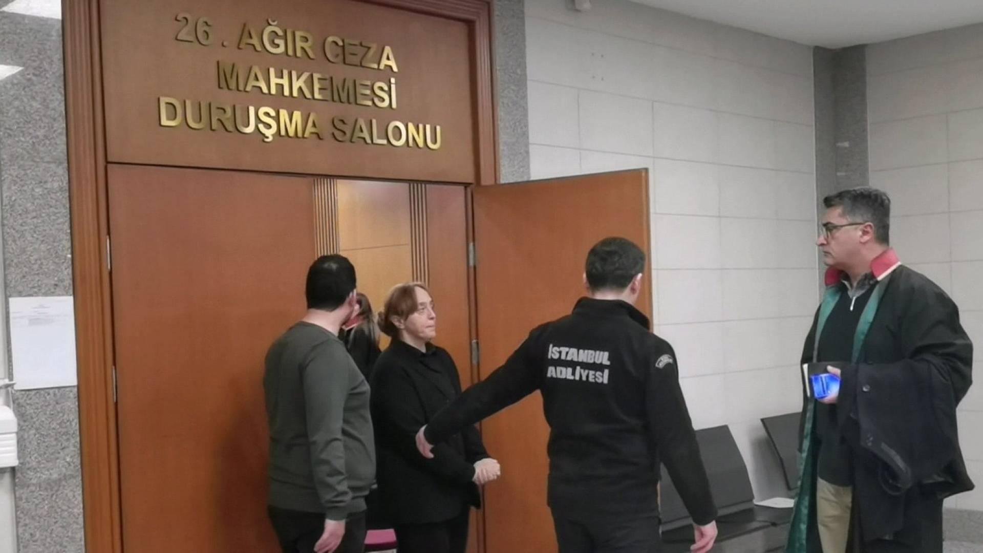 عائشة باريم