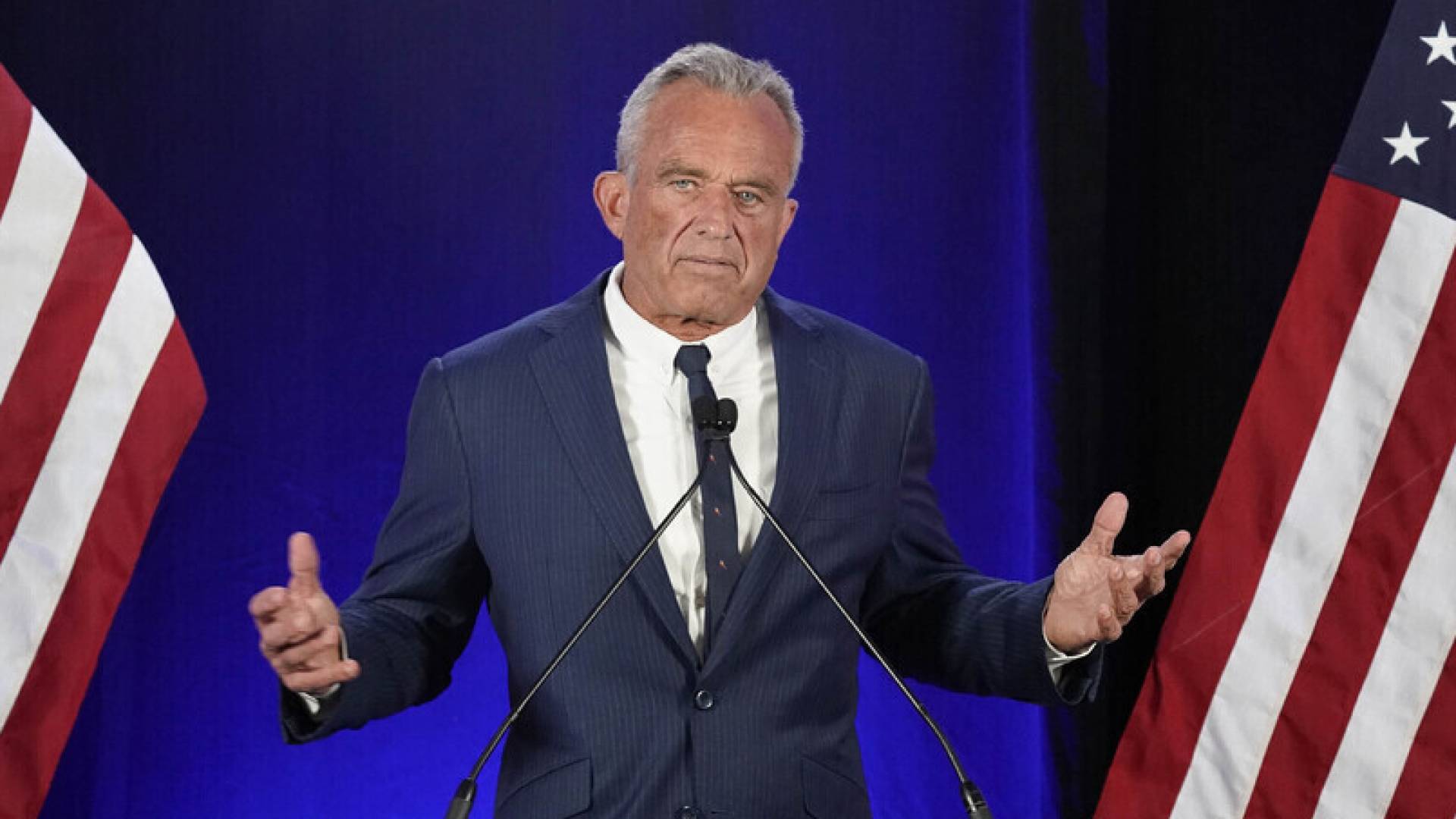 وزير الصحة والخدمات الإنسانية الأمريكي، روبرت إف كينيدي جونيور