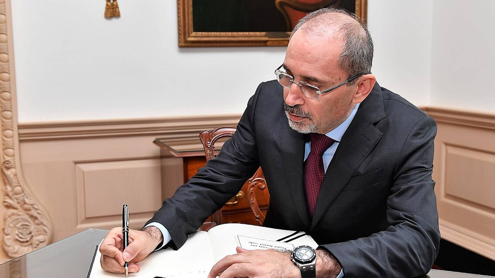 وزير الخارجية ايمن الصفدي