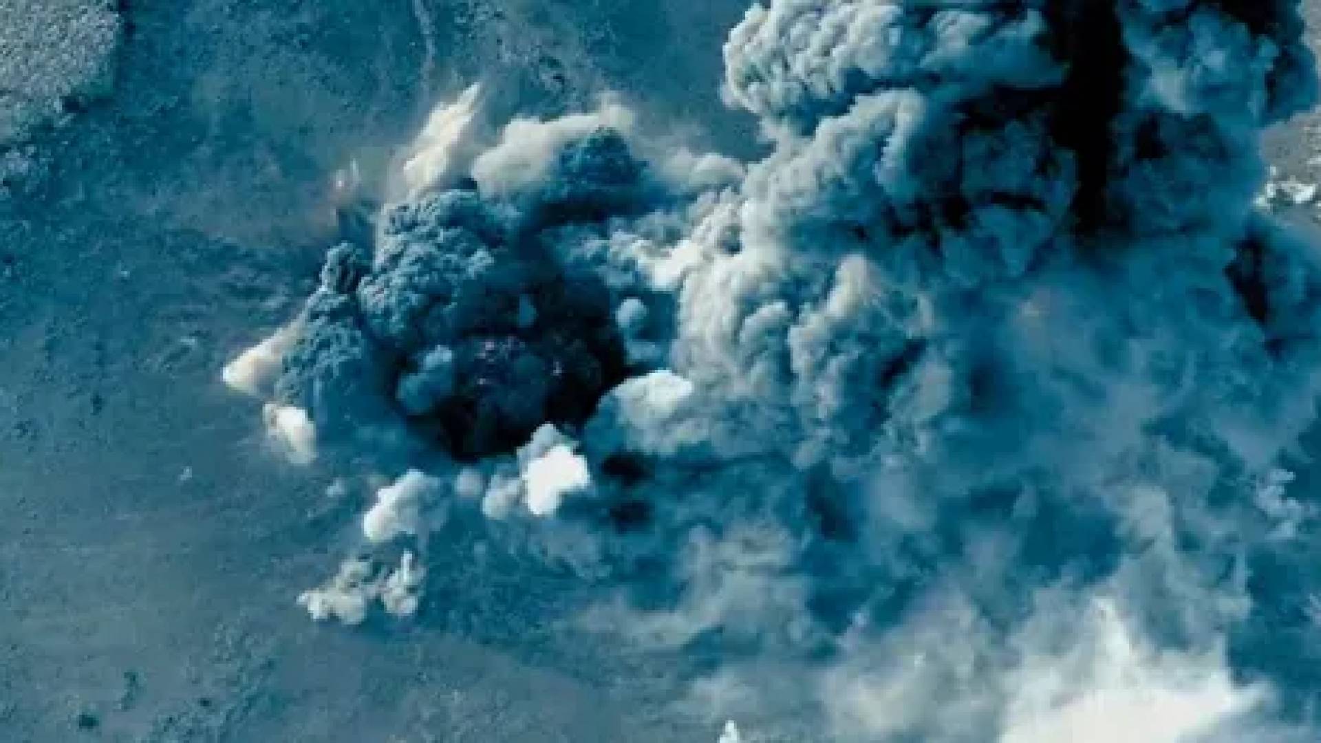 صور جوية لقصف مواقع لداعش في سوريا