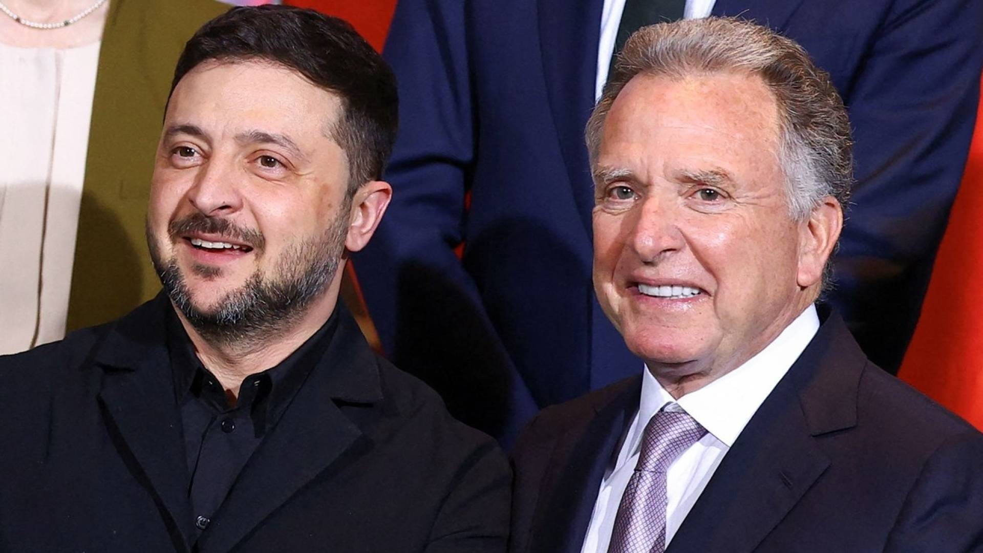 الرئيس فولوديمير زيلينسكي و ويتكوف