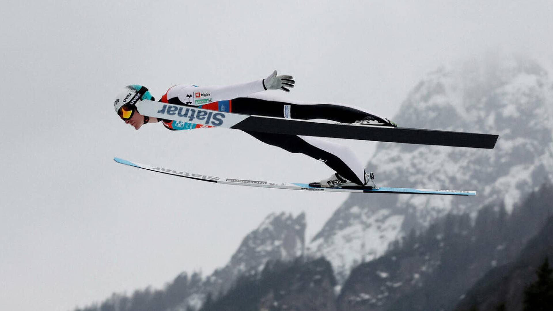 المتزلج النمساوي دانيال تشوفينيغ