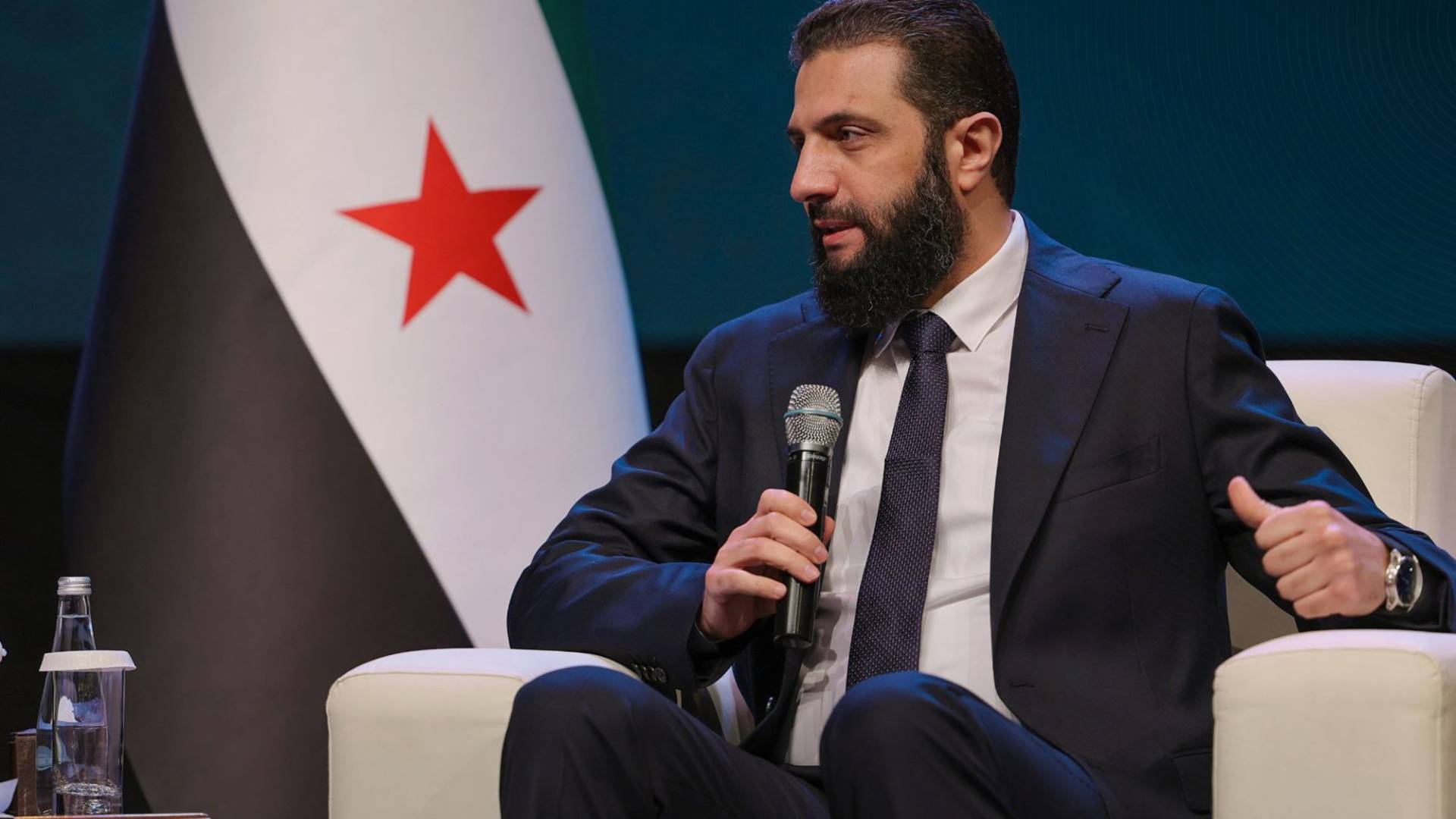 الرئيس السوري أحمد الشرع