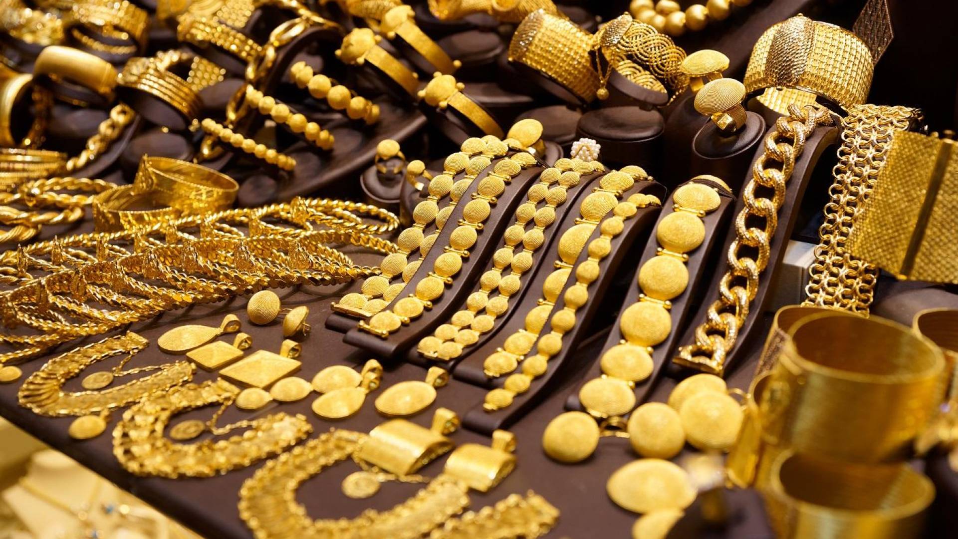 مجوهرات ذهبية