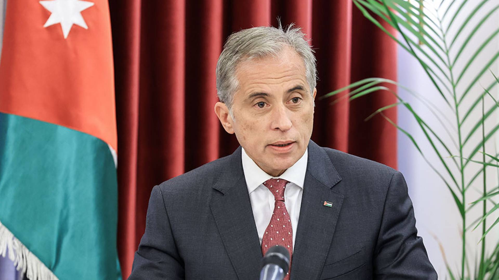 رئيس الوزراء يهنئ بحلول شهر رمضان المبارك